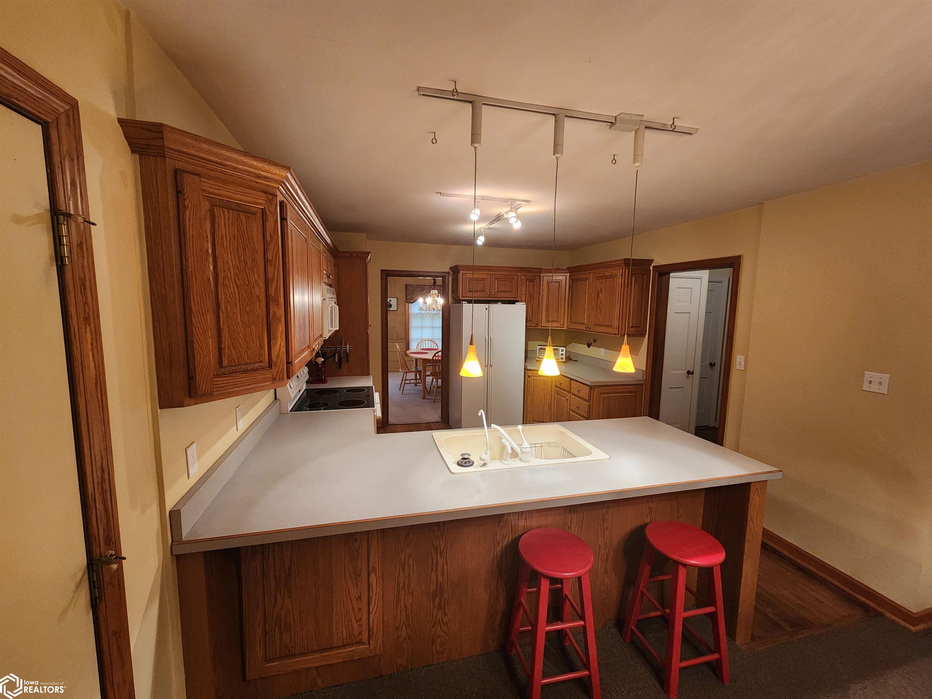 517 1st Street, Buffalo Center, Iowa image 8