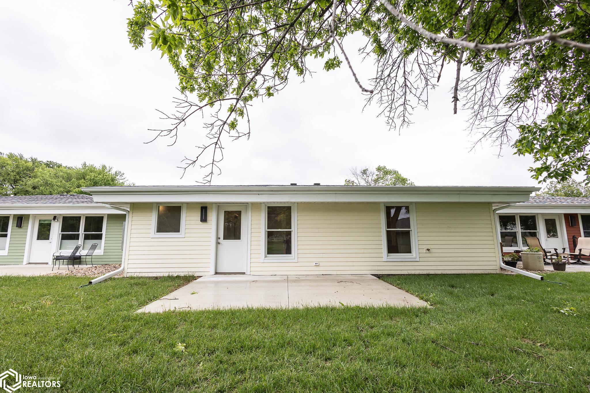 302 Oak Hill Ct, Clear Lake, Iowa image 34
