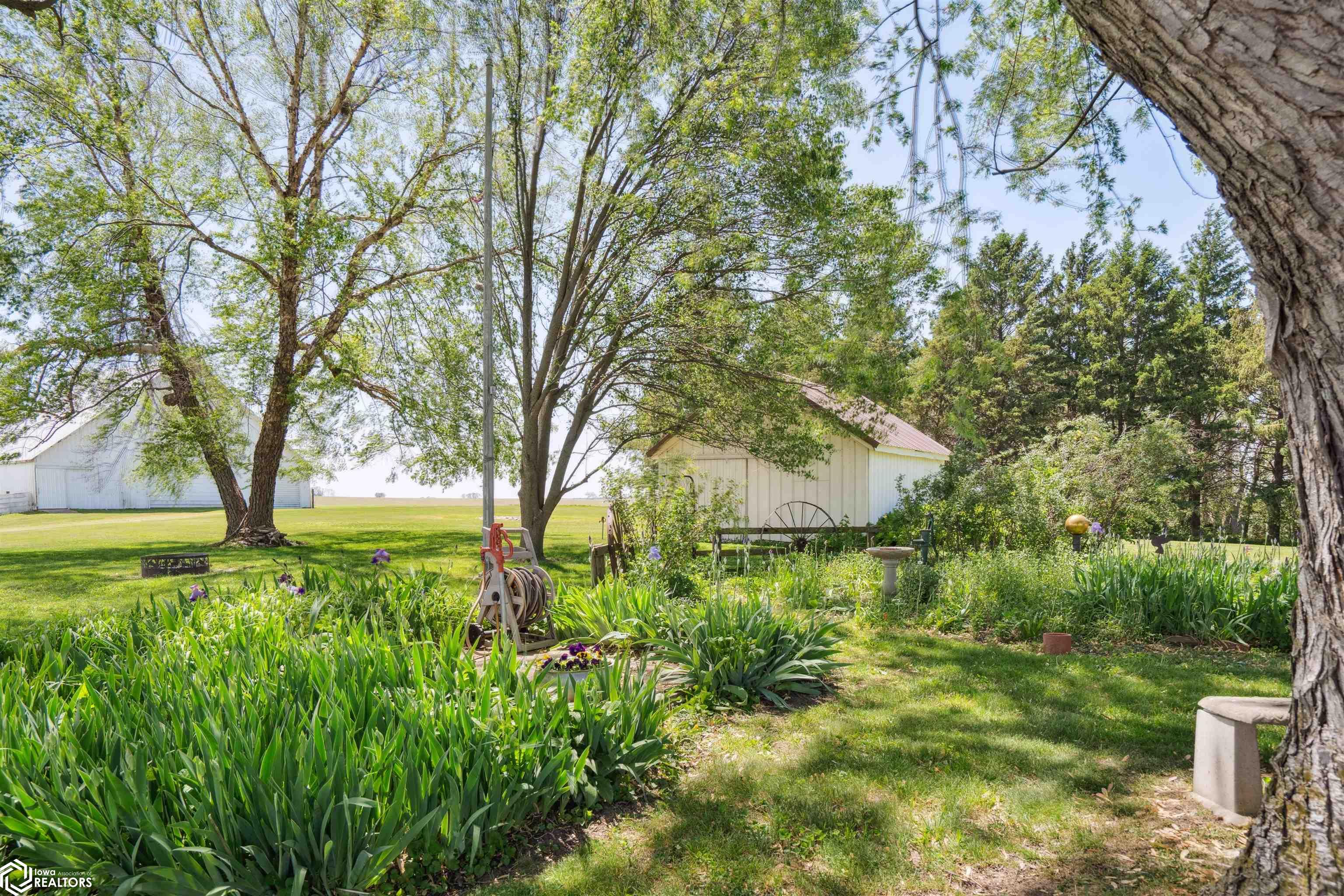 926 330th Avenue, Grinnell, Iowa image 5