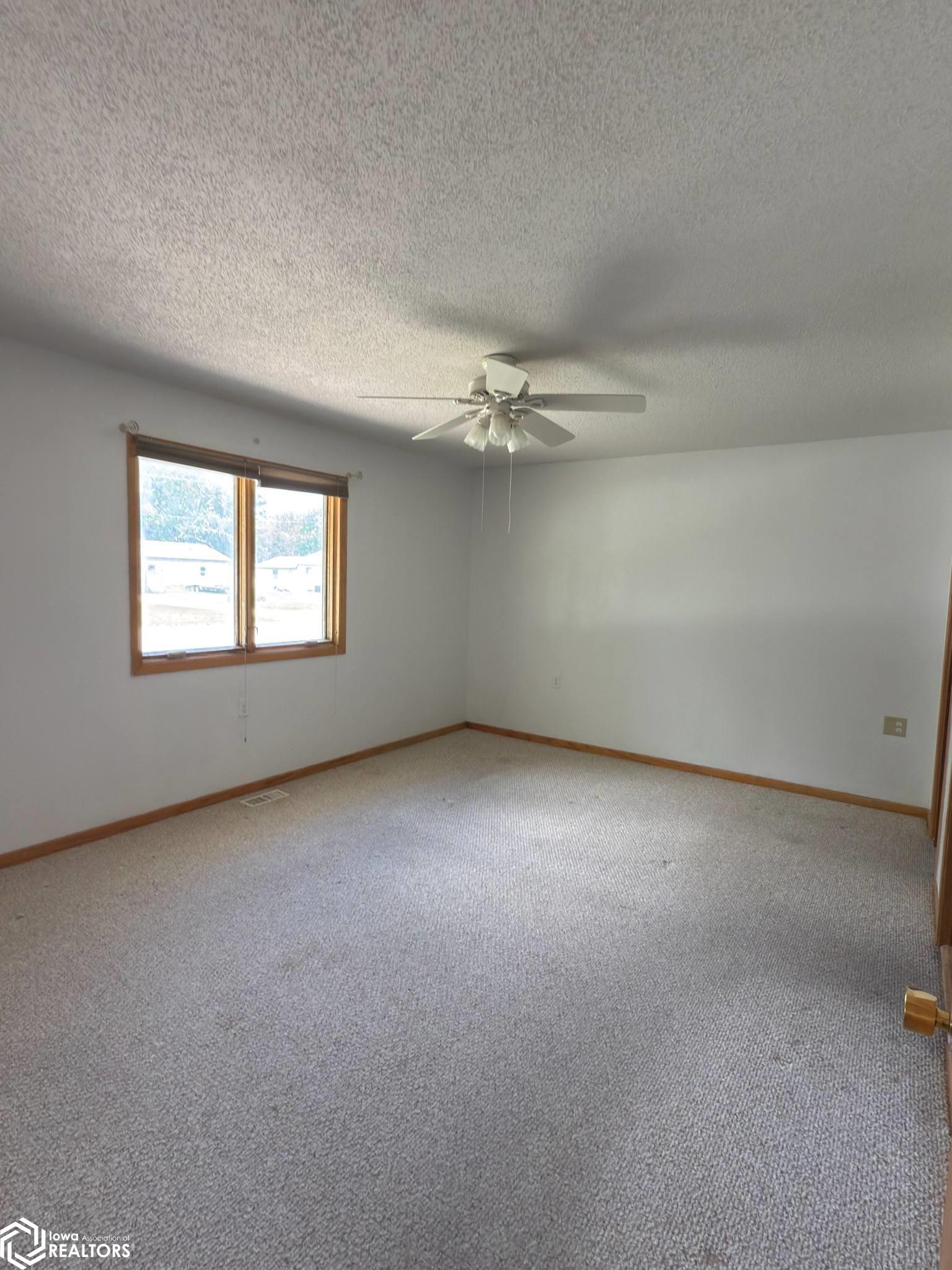 404 W De Voe Street, Creston, Iowa image 15