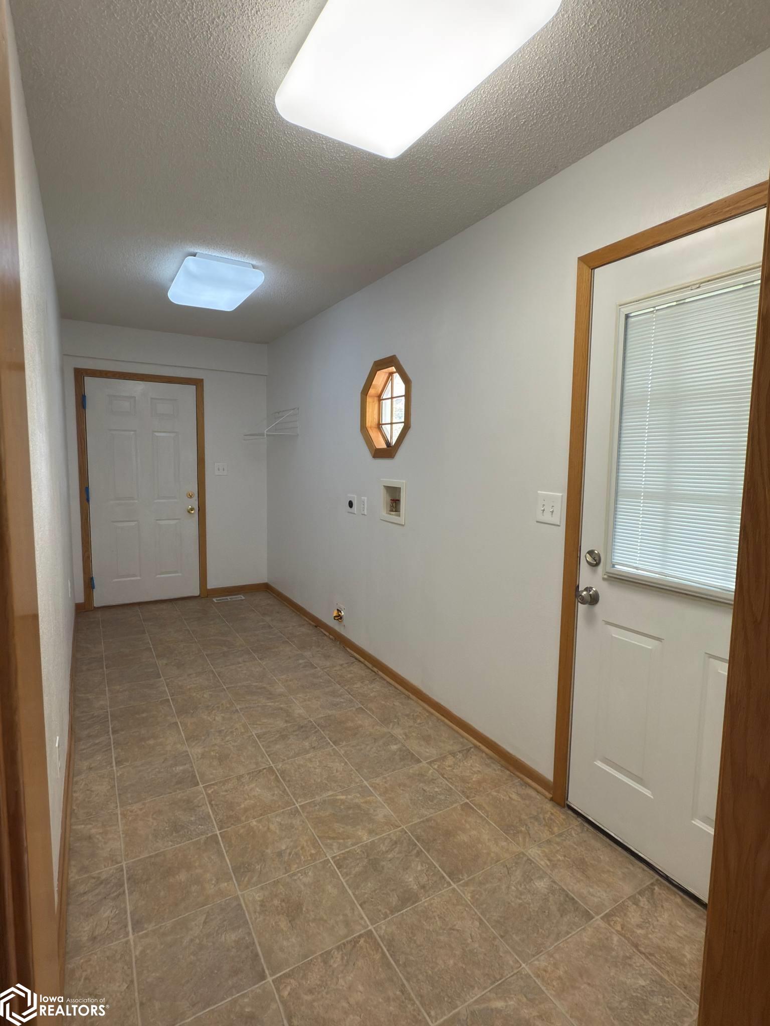 404 W De Voe Street, Creston, Iowa image 22