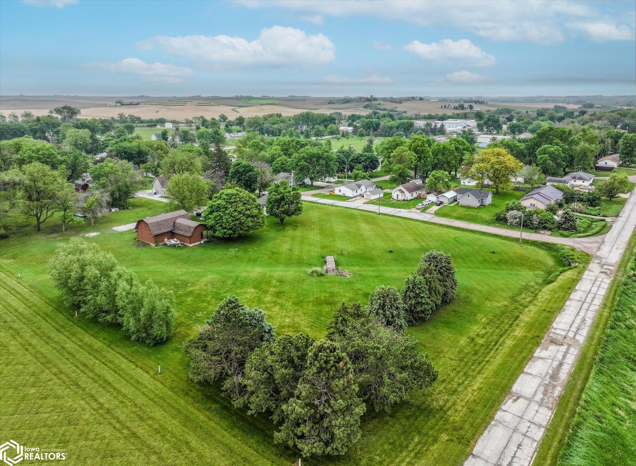 400 8th Avenue, Defiance, Iowa image 11