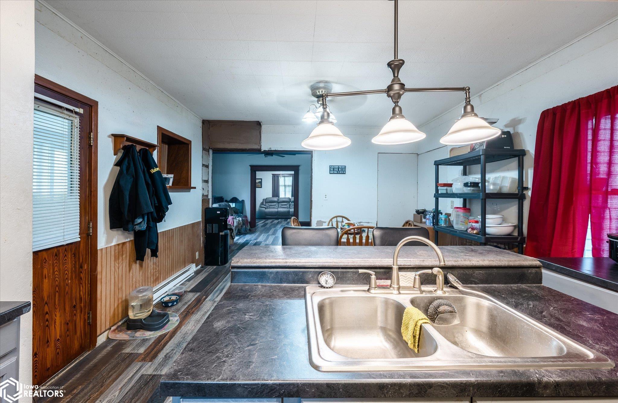 400 8th Avenue, Defiance, Iowa image 13