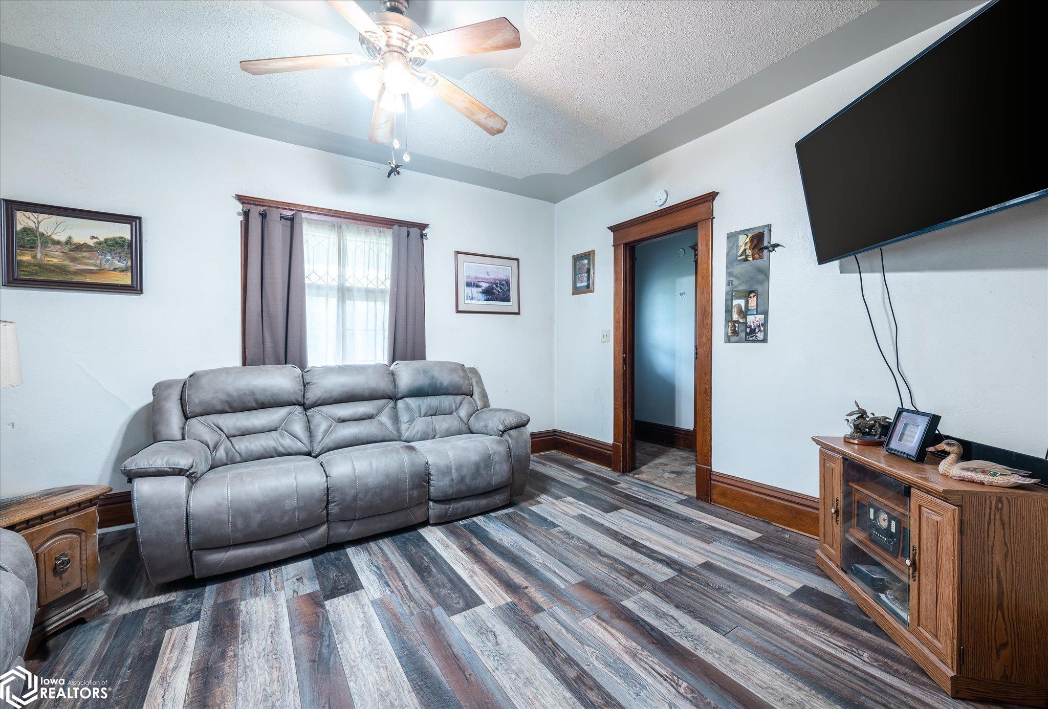 400 8th Avenue, Defiance, Iowa image 19
