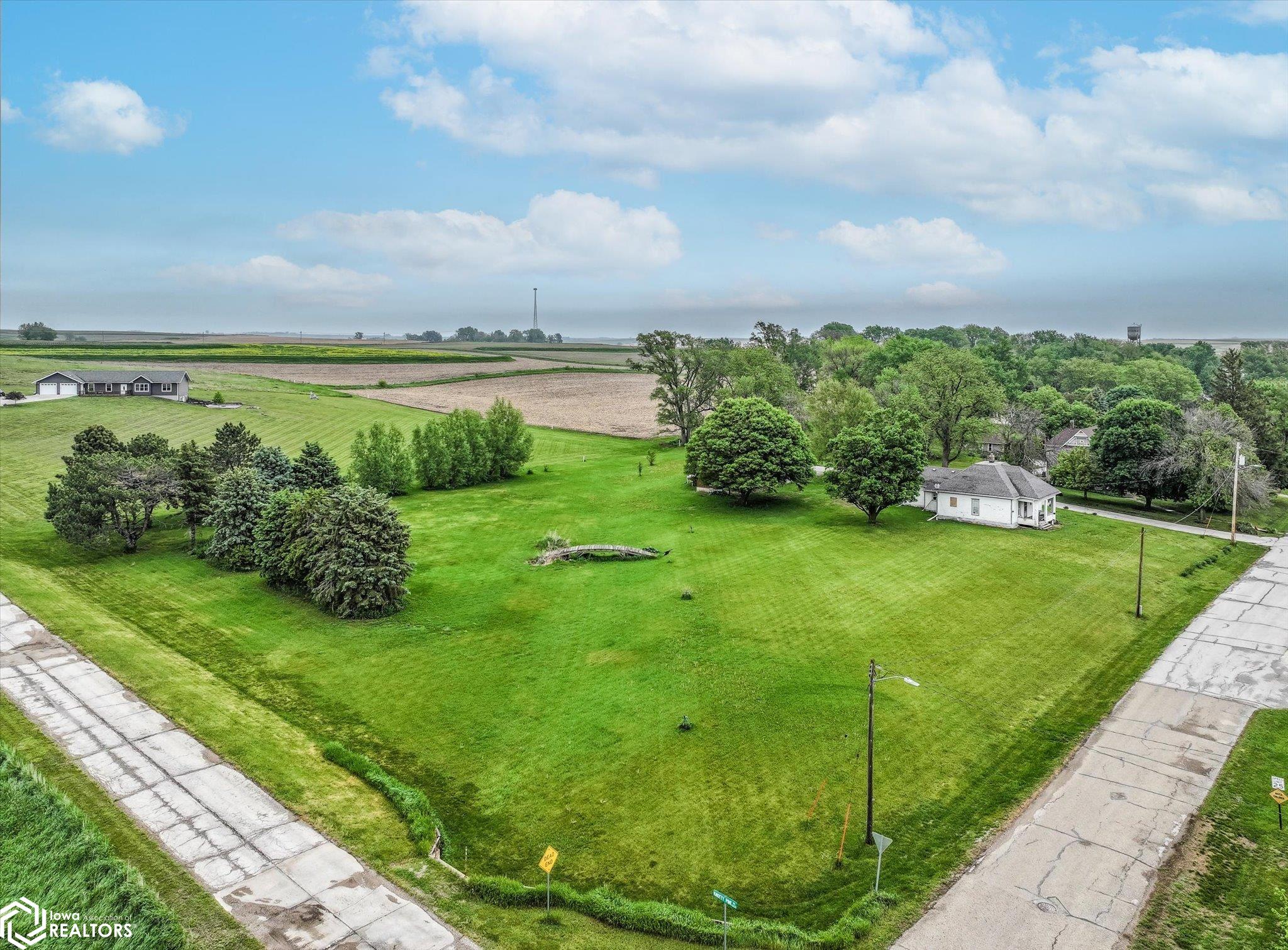 400 8th Avenue, Defiance, Iowa image 10