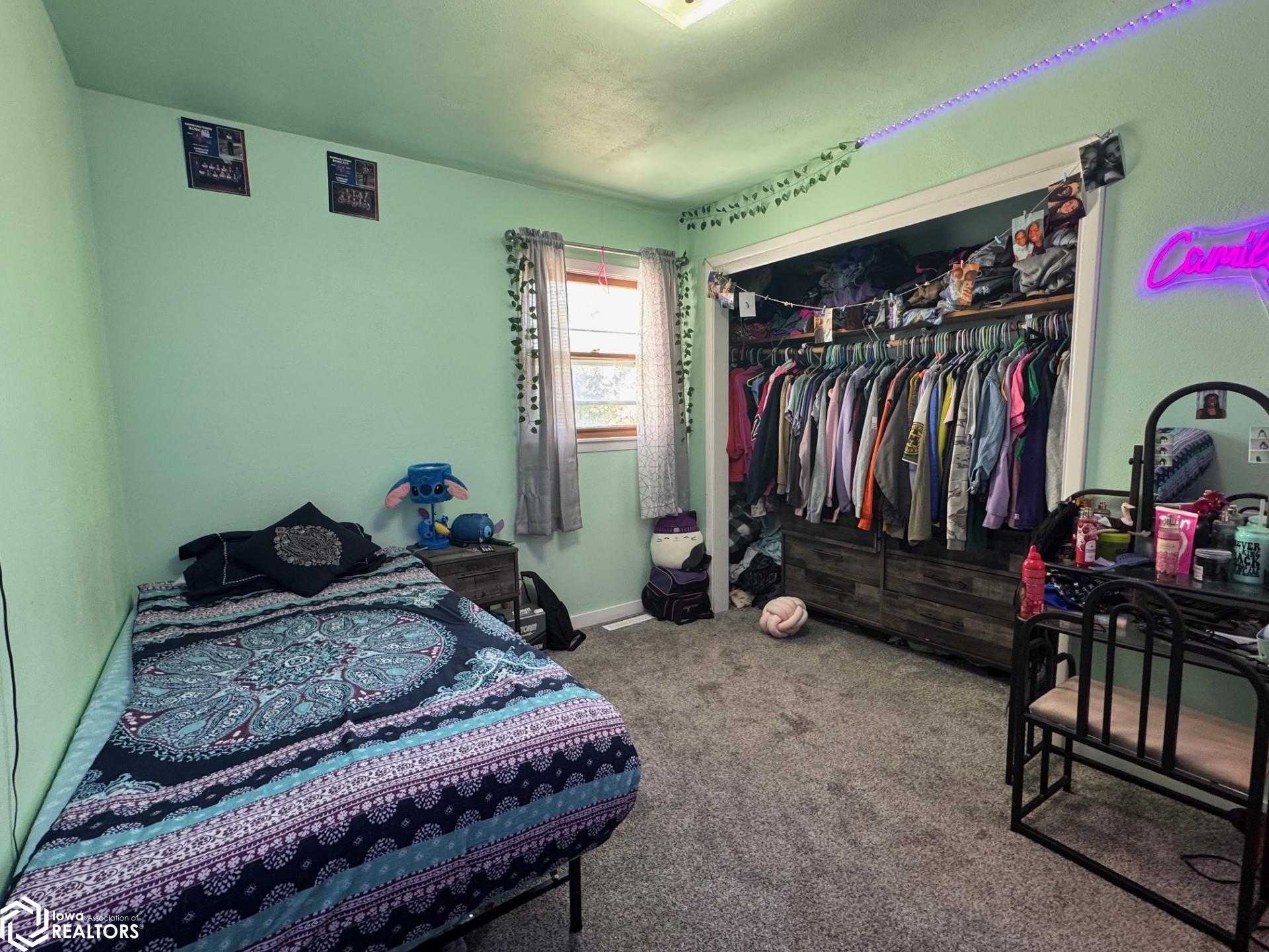 2016 Wardview Road, Marshalltown, Iowa image 12