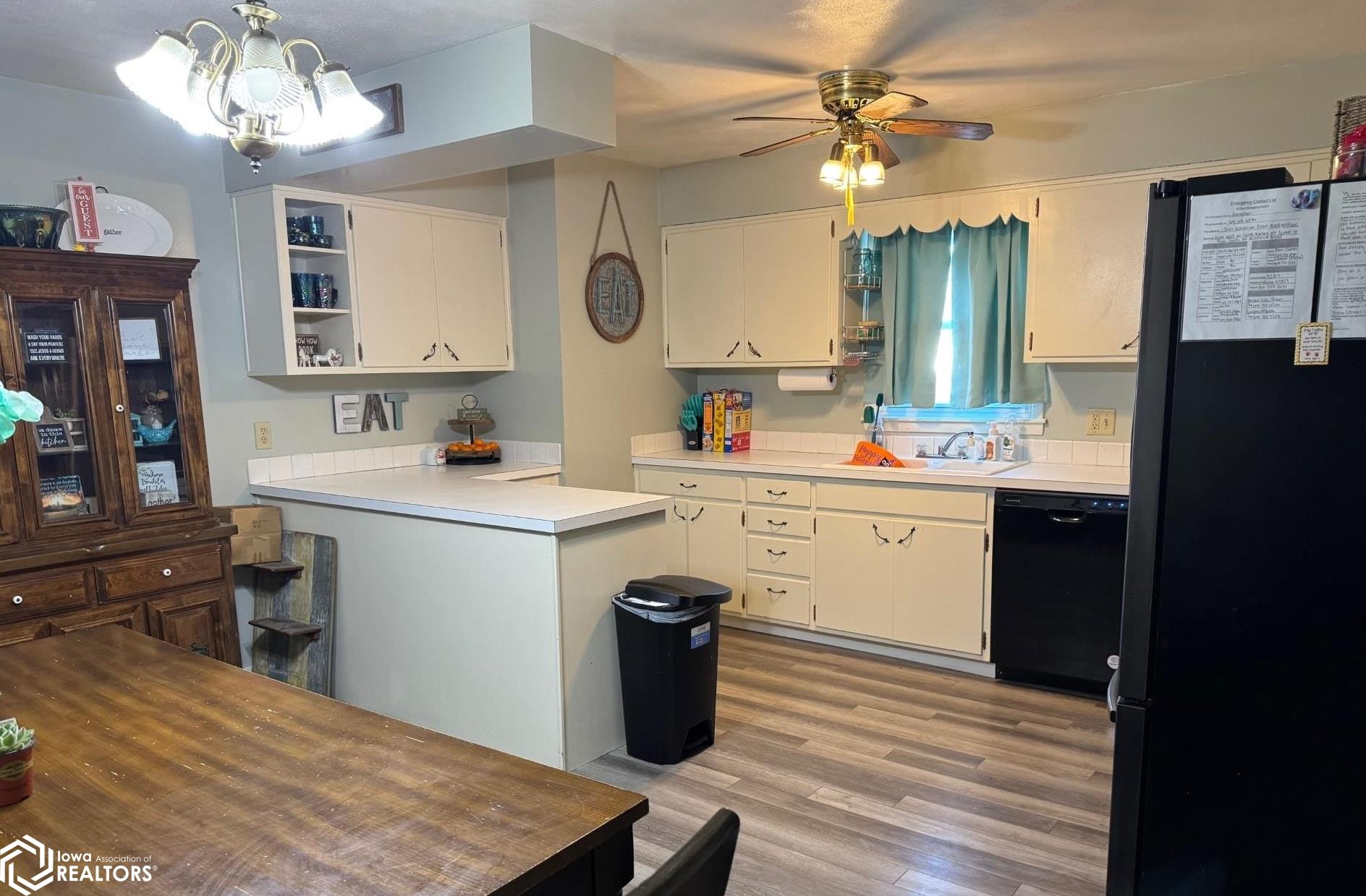 2016 Wardview Road, Marshalltown, Iowa image 7