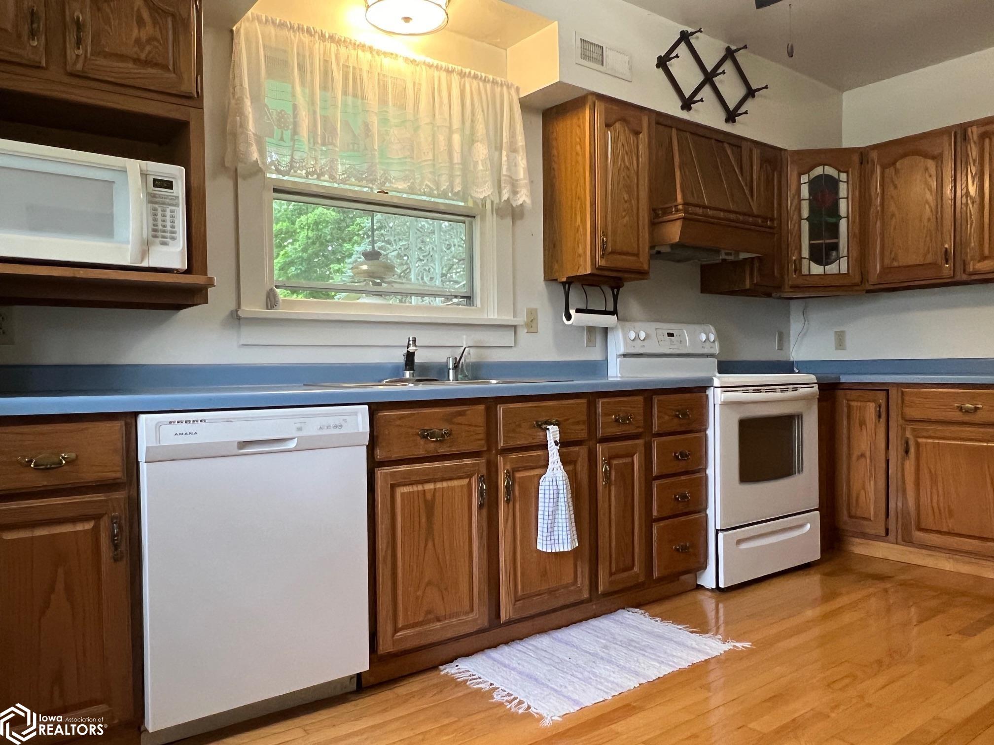 423 S Mary St, Stronghurst, Illinois image 10