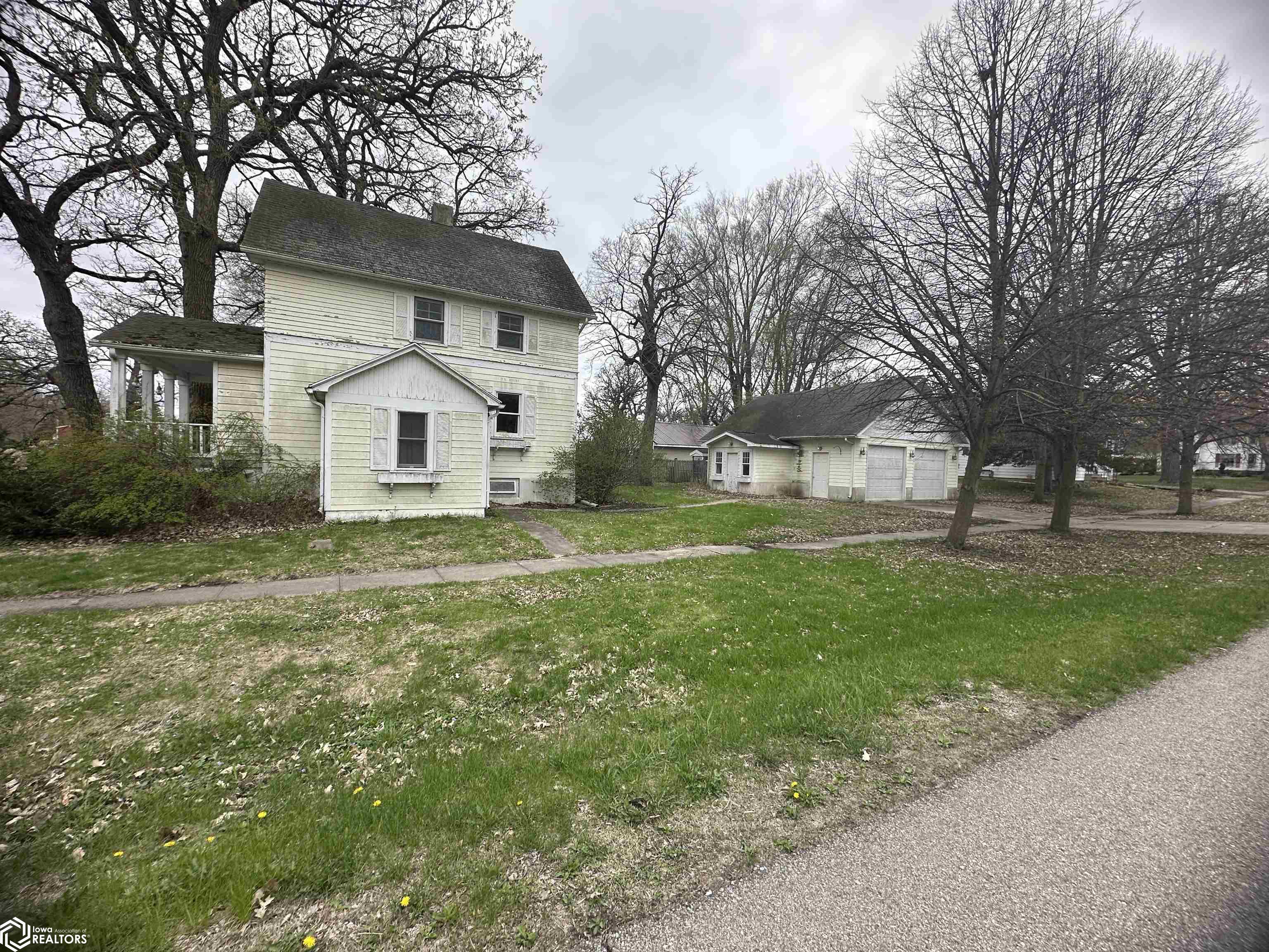712 College St, Plymouth, Iowa image 6