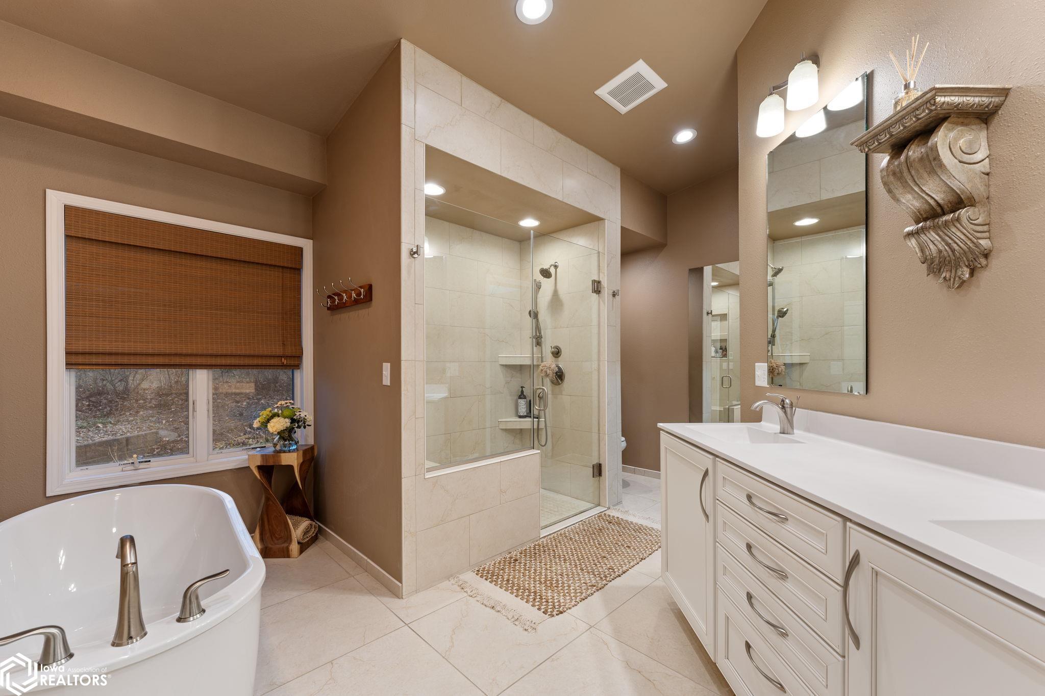 120 Golf View Lane, Washington, Iowa image 33