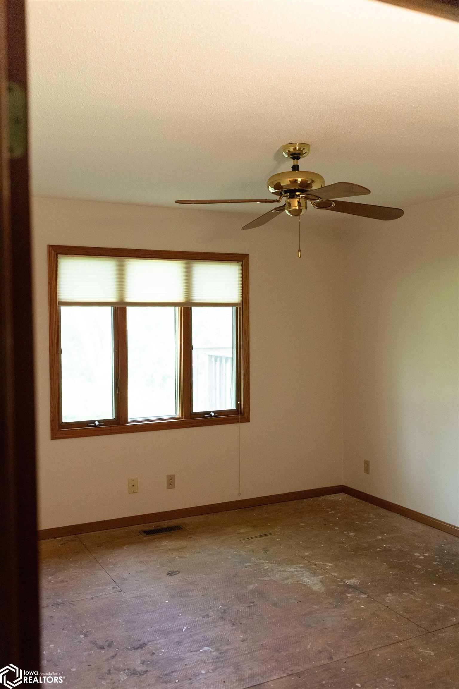 2391 Maple Ridge Drive, Denison, Iowa image 13