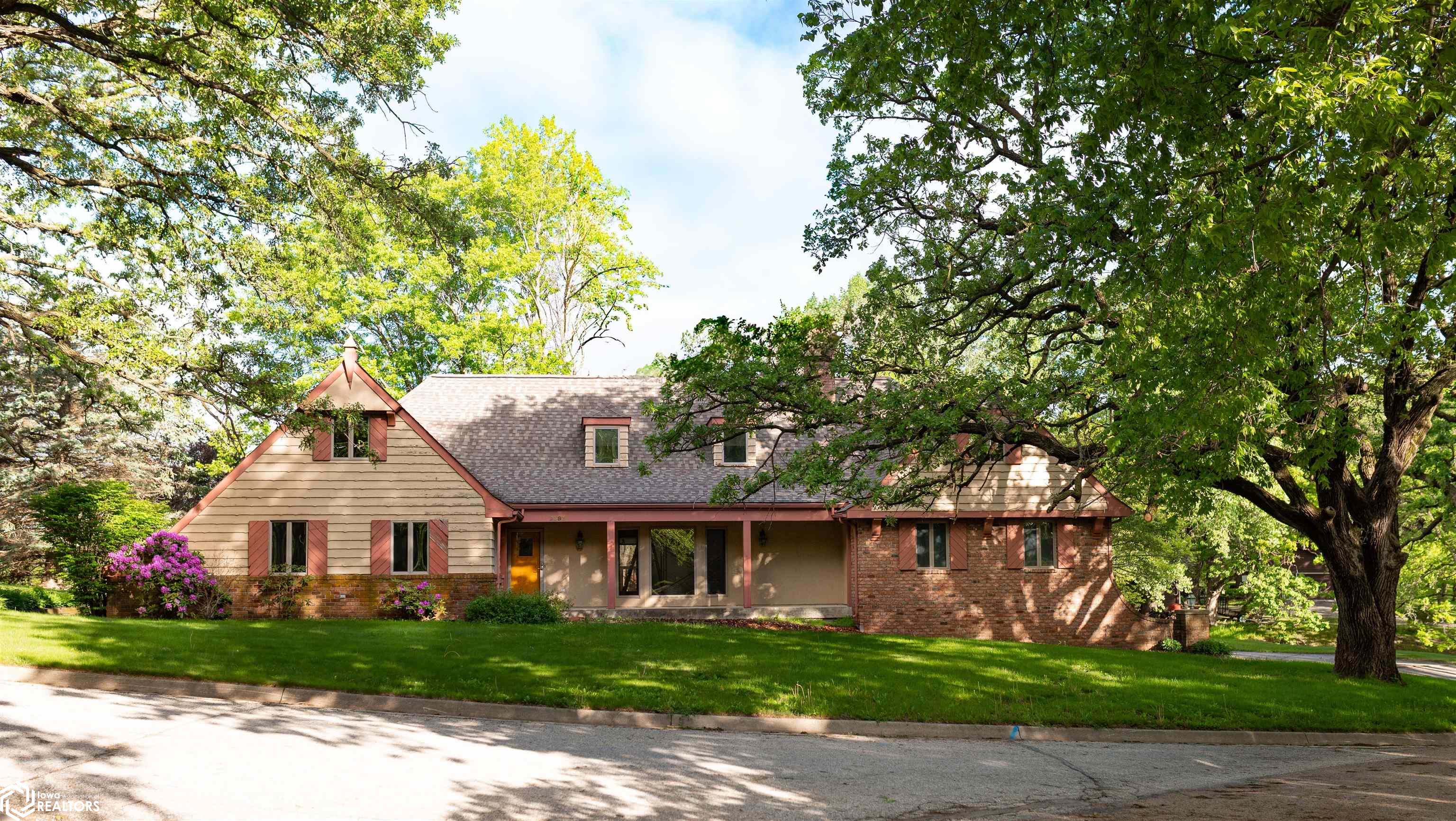 2391 Maple Ridge Drive, Denison, Iowa image 27