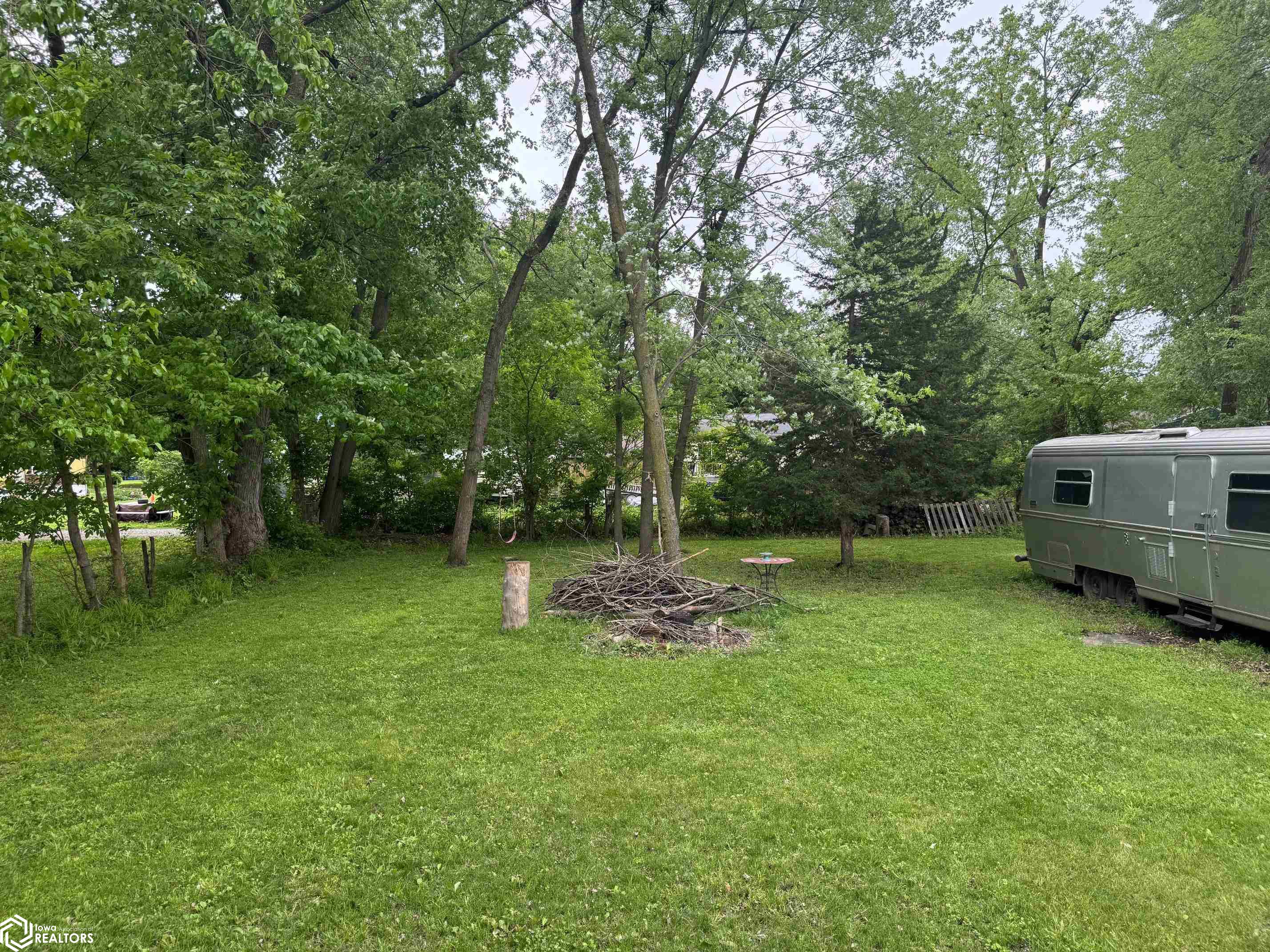 614 W Jackson Avenue, Fairfield, Iowa image 4