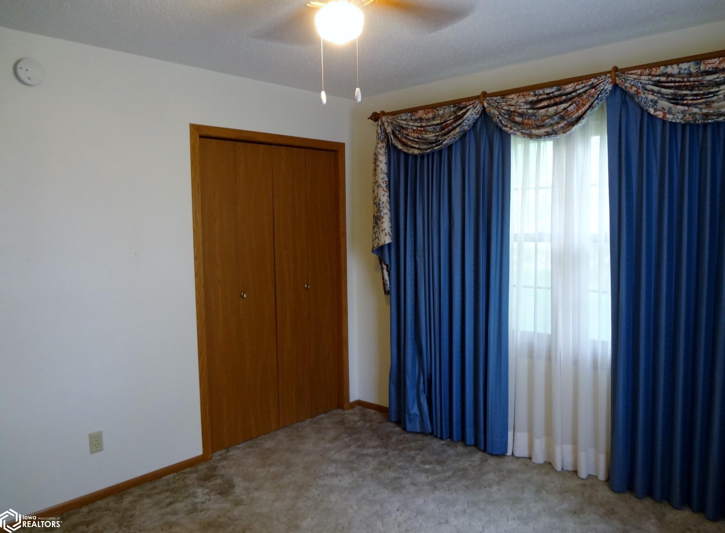 209 W Clark Street, Clarinda, Iowa image 14