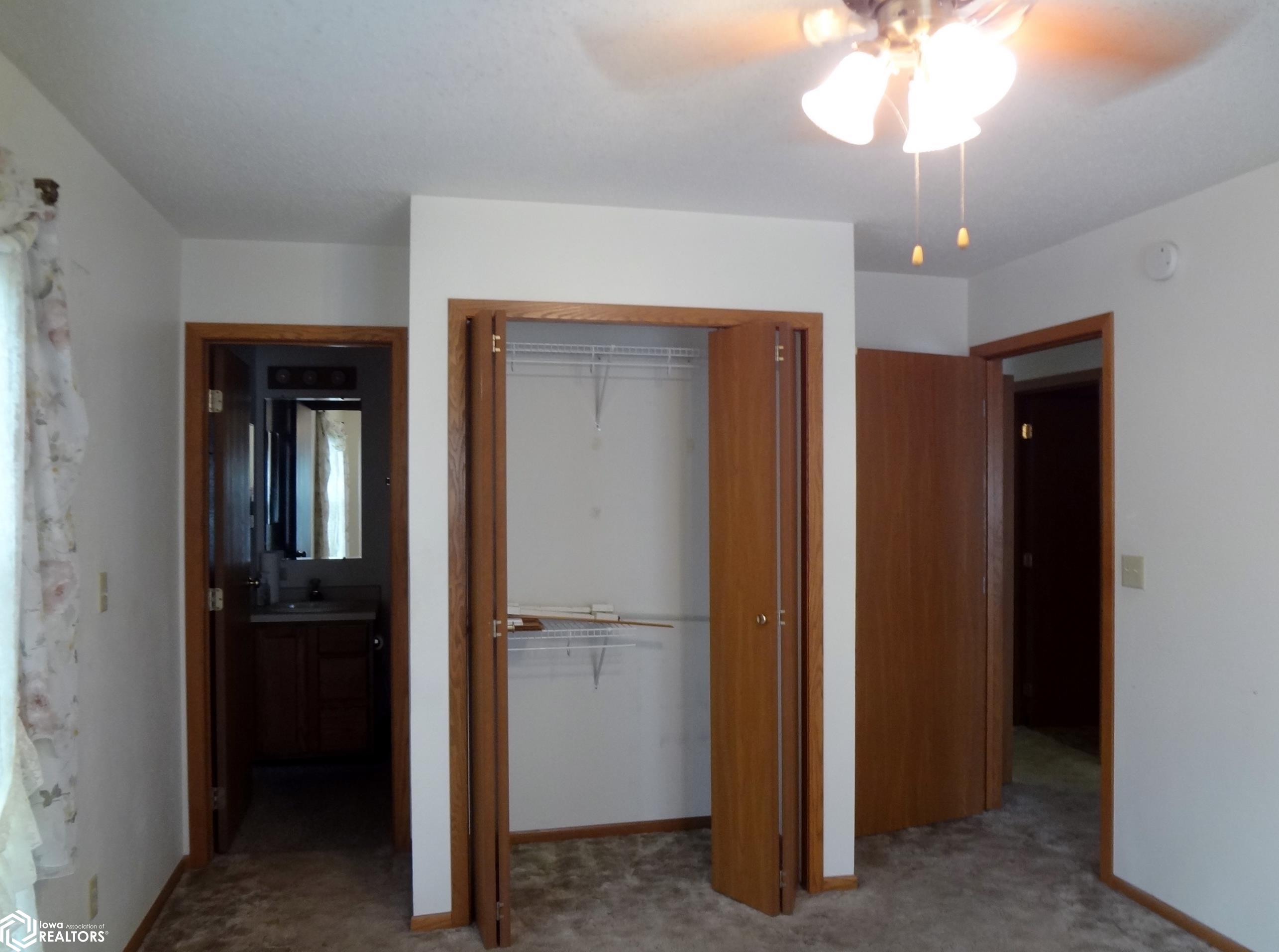209 W Clark Street, Clarinda, Iowa image 20