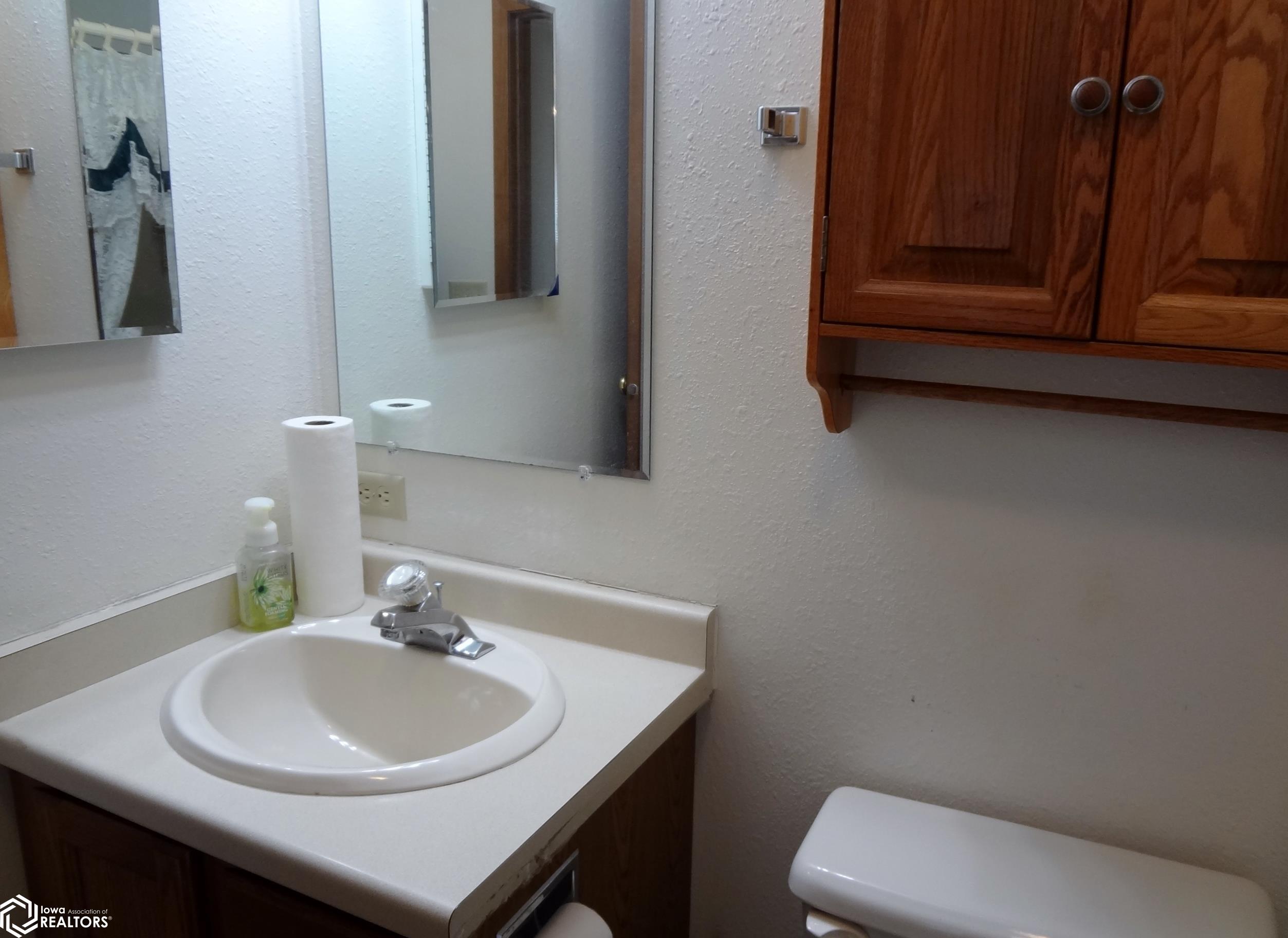 209 W Clark Street, Clarinda, Iowa image 23