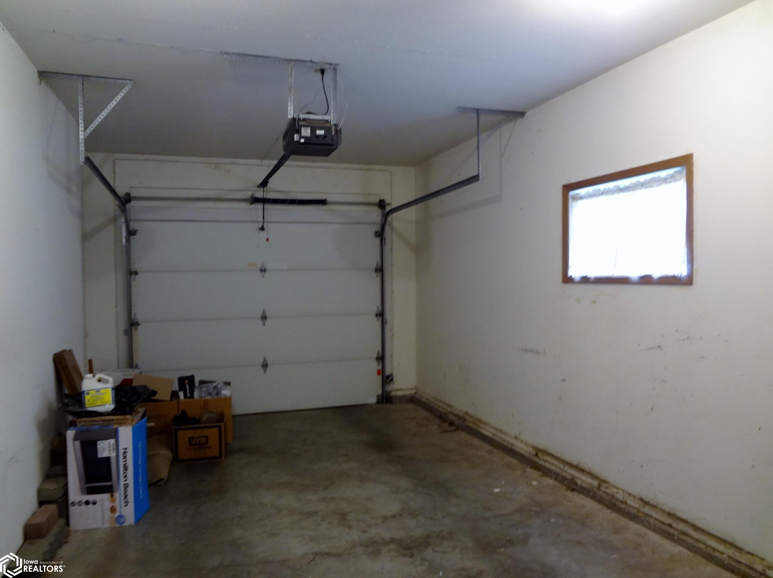 209 W Clark Street, Clarinda, Iowa image 27