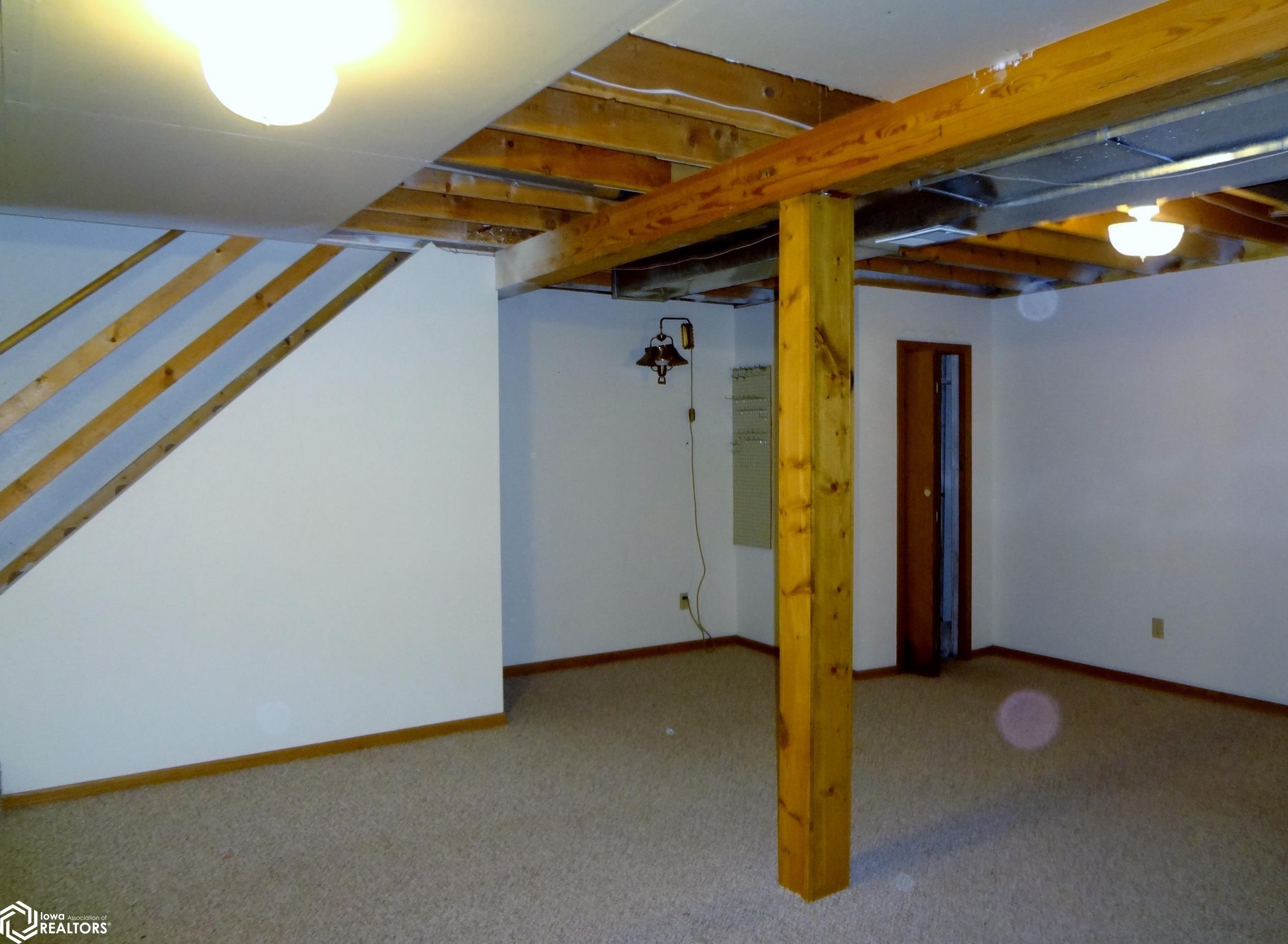 209 W Clark Street, Clarinda, Iowa image 28