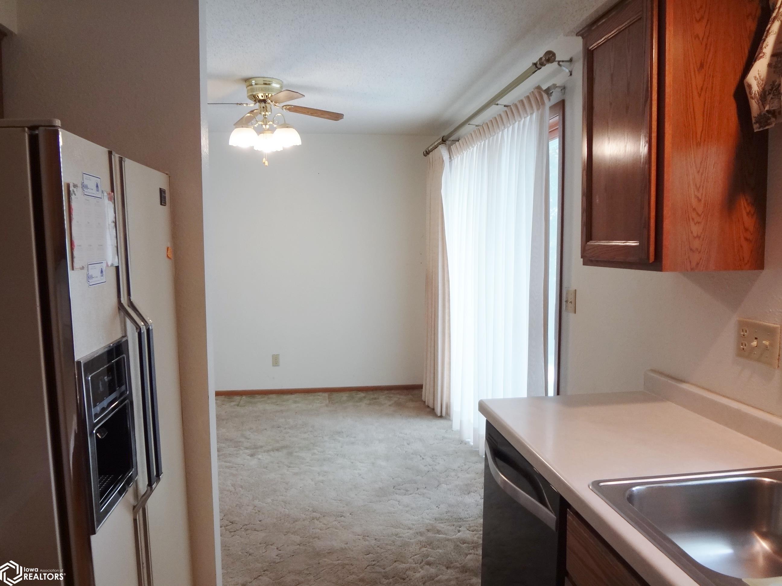 209 W Clark Street, Clarinda, Iowa image 5