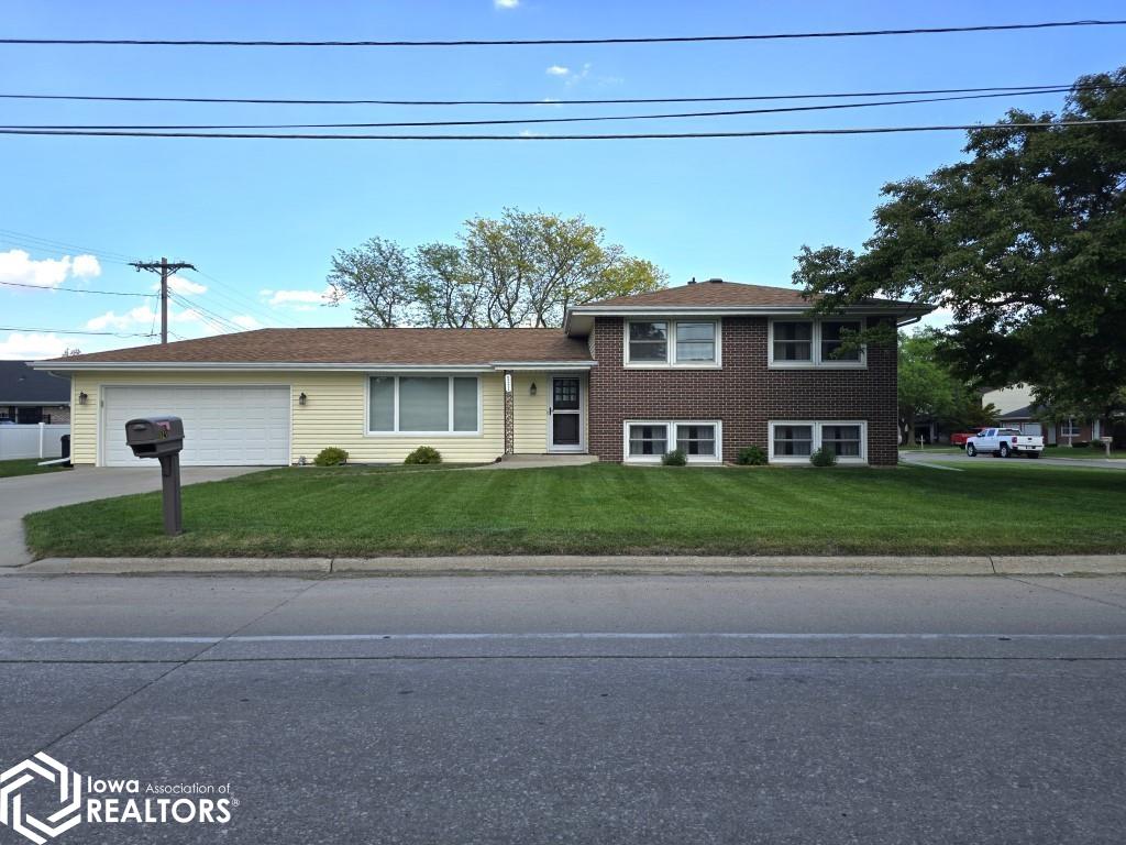521 S Kentucky Avenue, Mason City, Iowa image 1