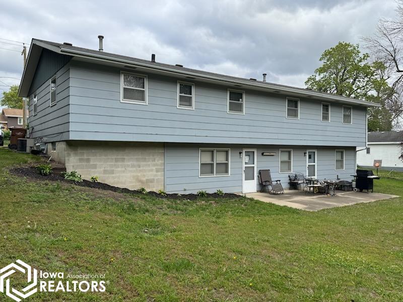 1325/1327 N. Grant Rd., Carroll, Iowa image 11