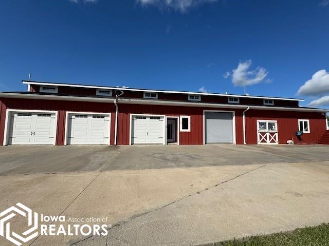 23502 465th Street, Centerville, Iowa image 2