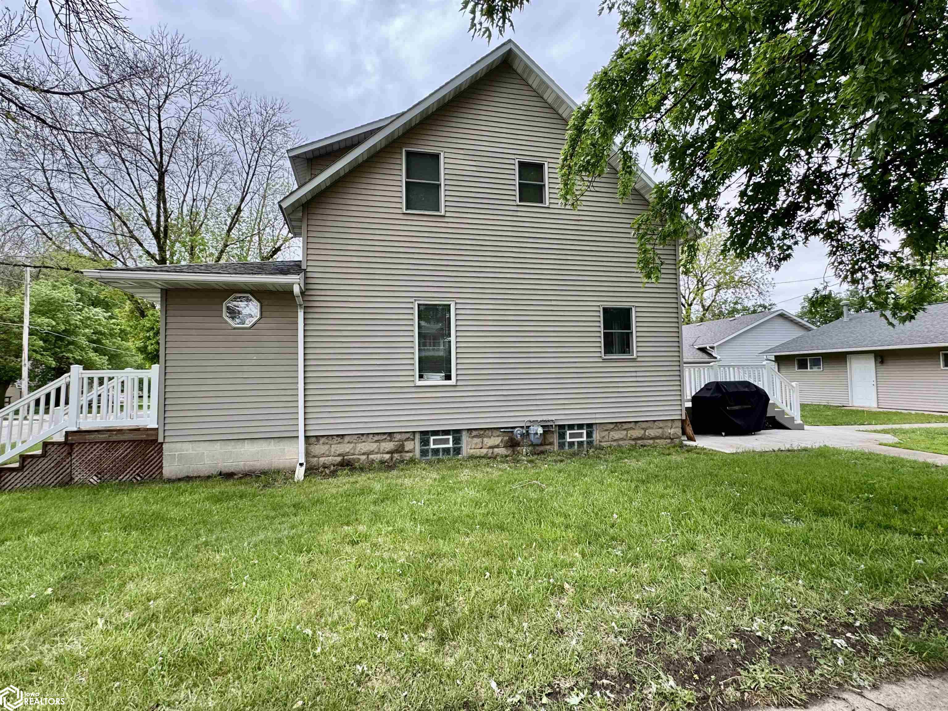 1312 2nd Ave S, Clear Lake, Iowa image 1