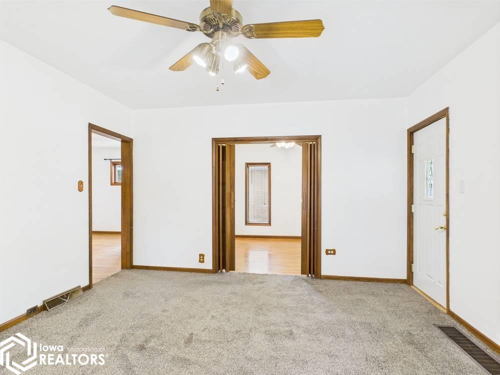 325 Hackworth Street, Ottumwa, Iowa image 20