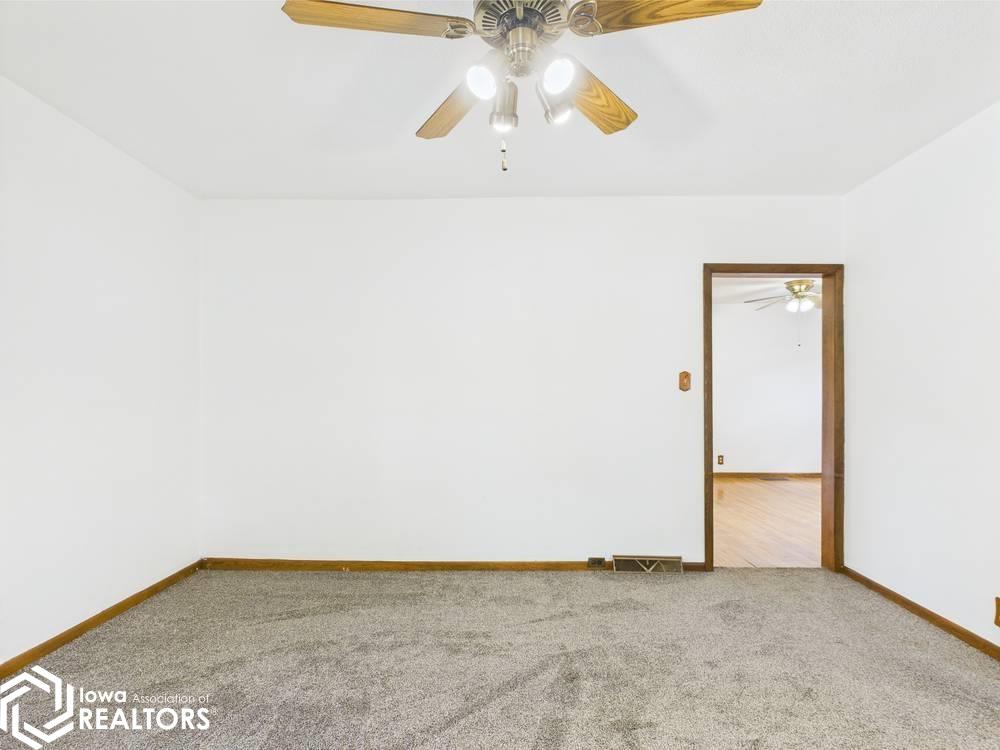 325 Hackworth Street, Ottumwa, Iowa image 21