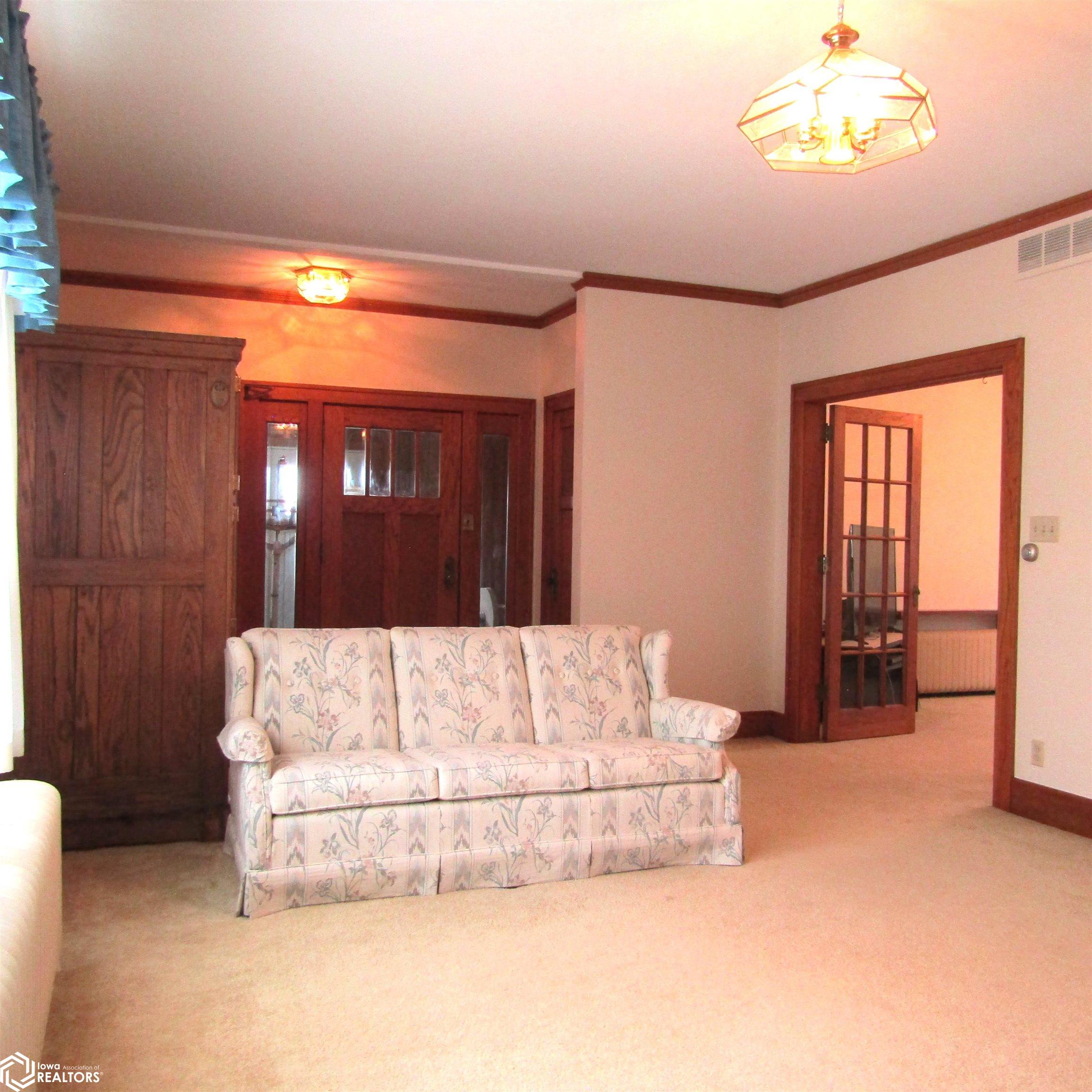 1606 Waddell, Atlantic, Iowa image 33
