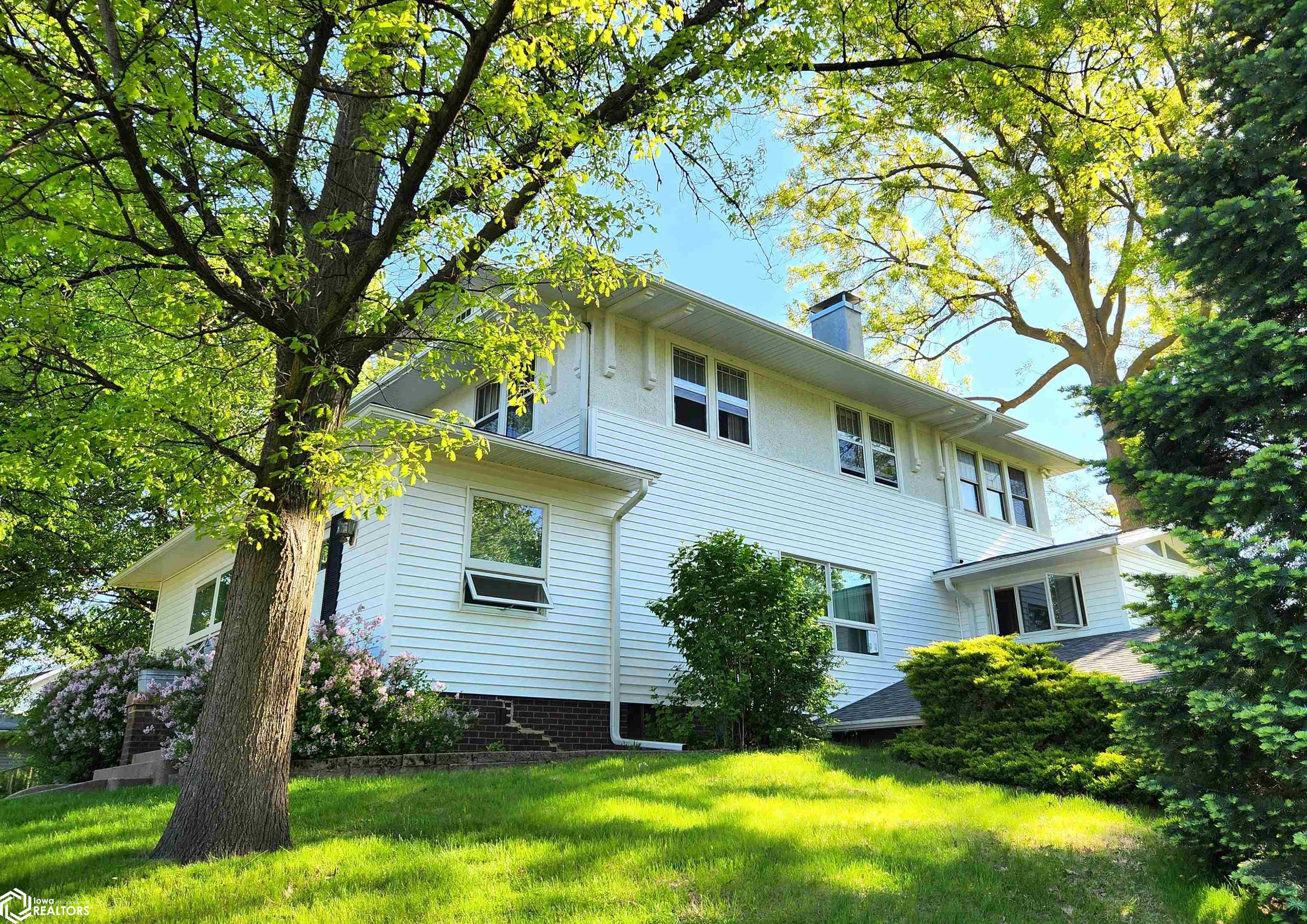 1606 Waddell, Atlantic, Iowa image 6