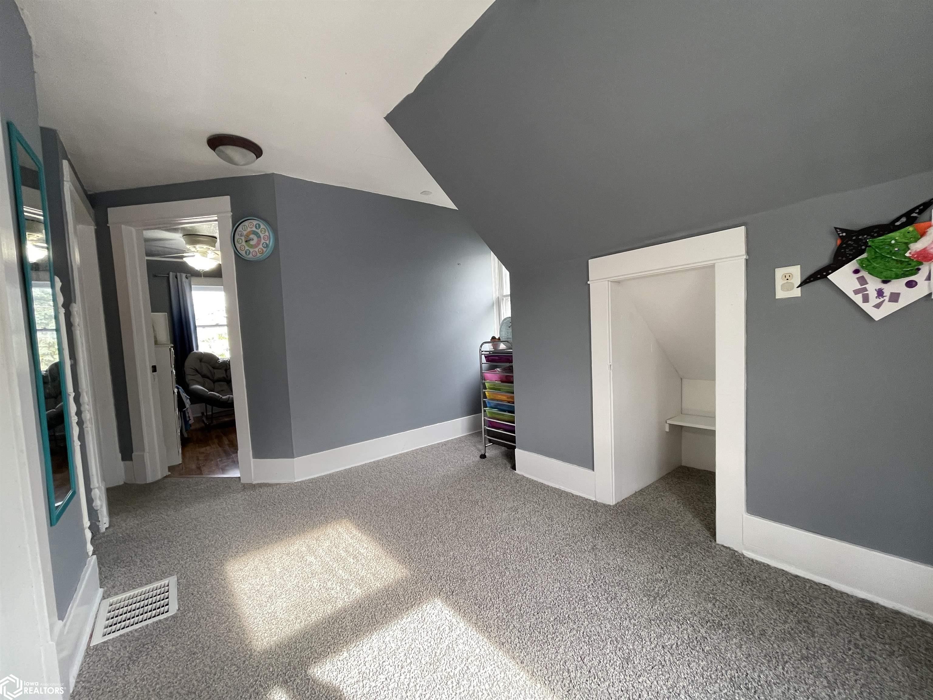 205 N Park Street, Osceola, Iowa image 33