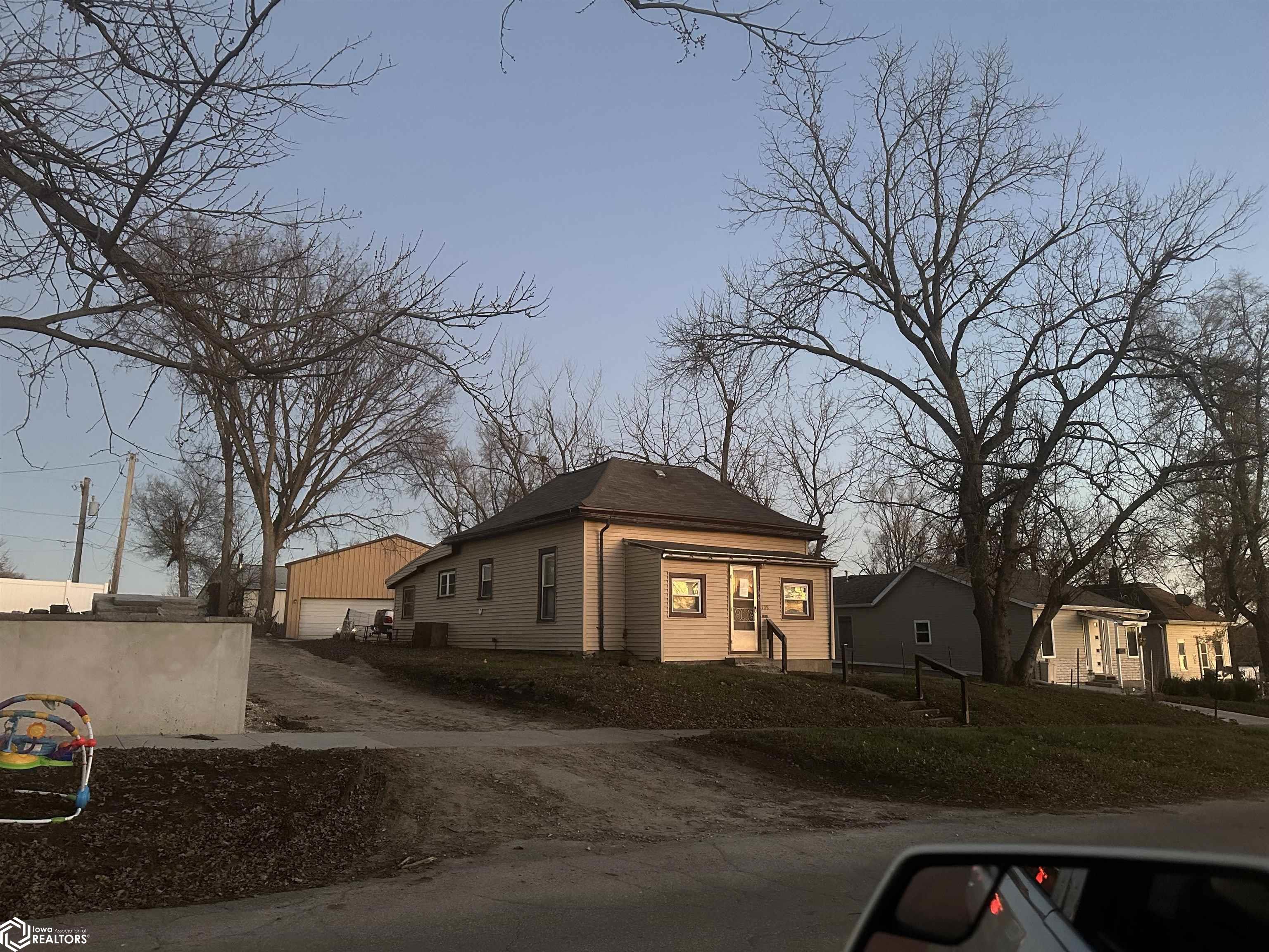 508 S 6th Street, Marshalltown, Iowa image 1