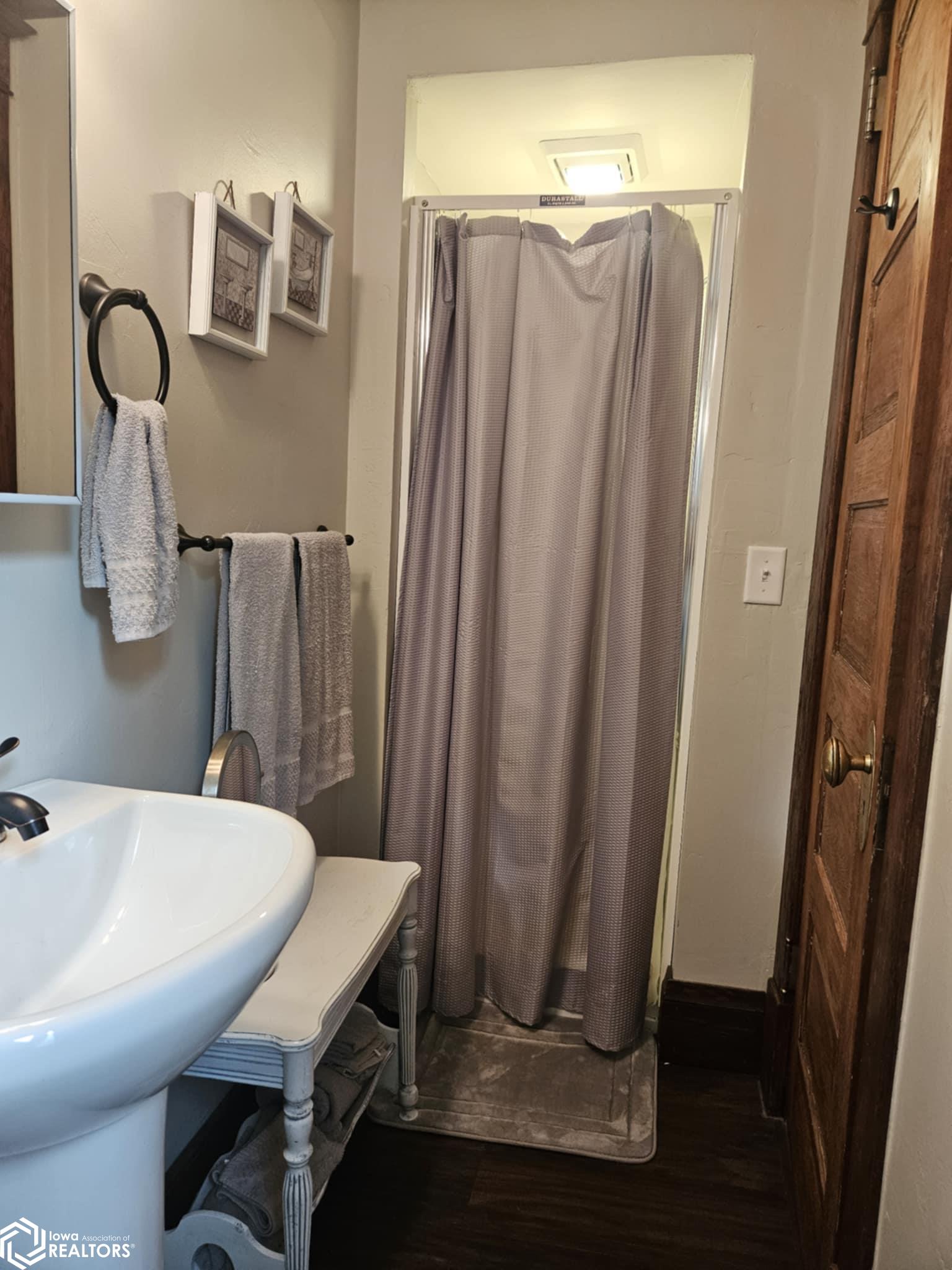 527 Walnut Street, Webster City, Iowa image 28