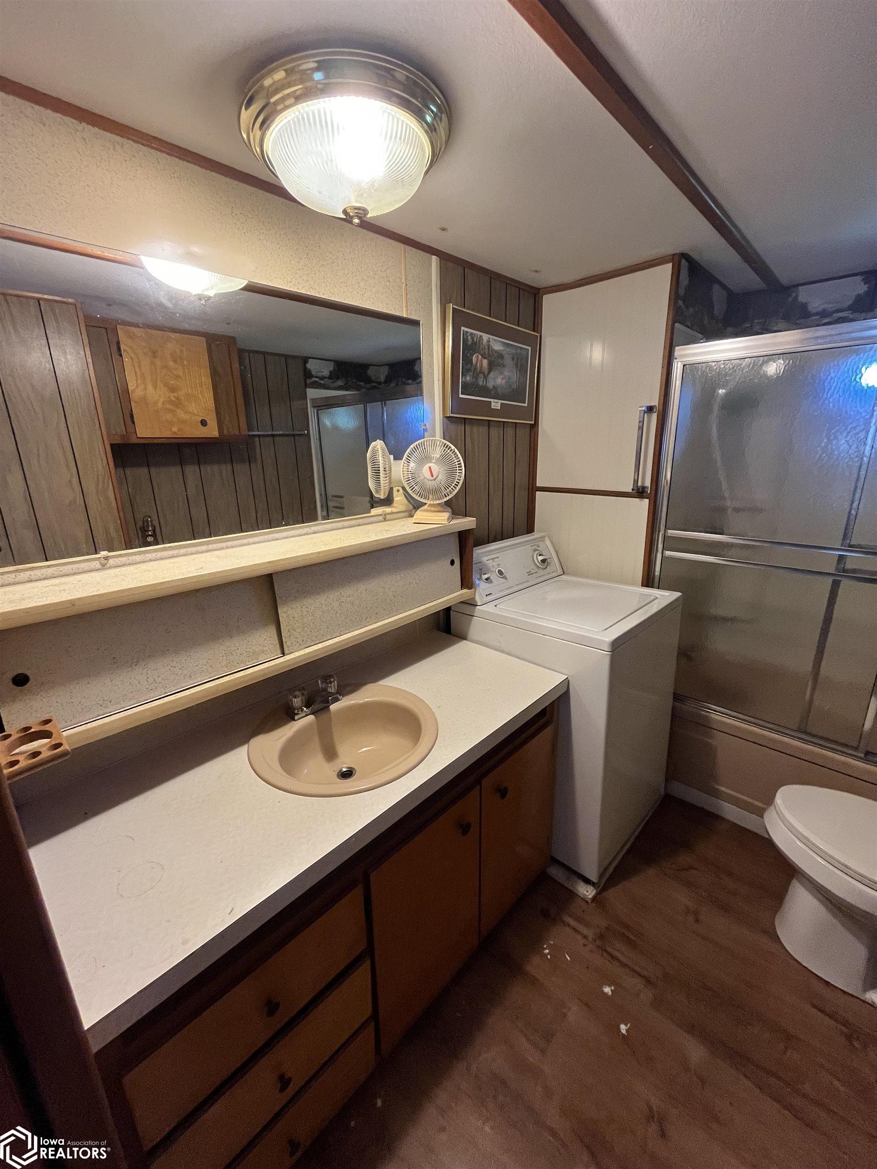 5377 Longhorn Trail, Melrose, Iowa image 26