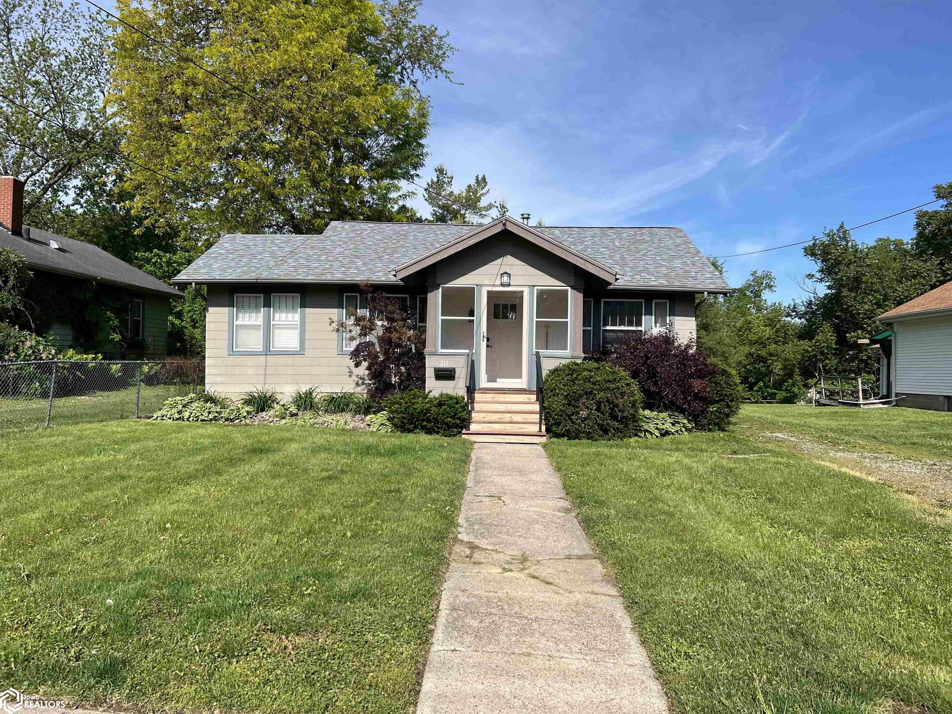 311 W 8th Street, Newton, Iowa image 19