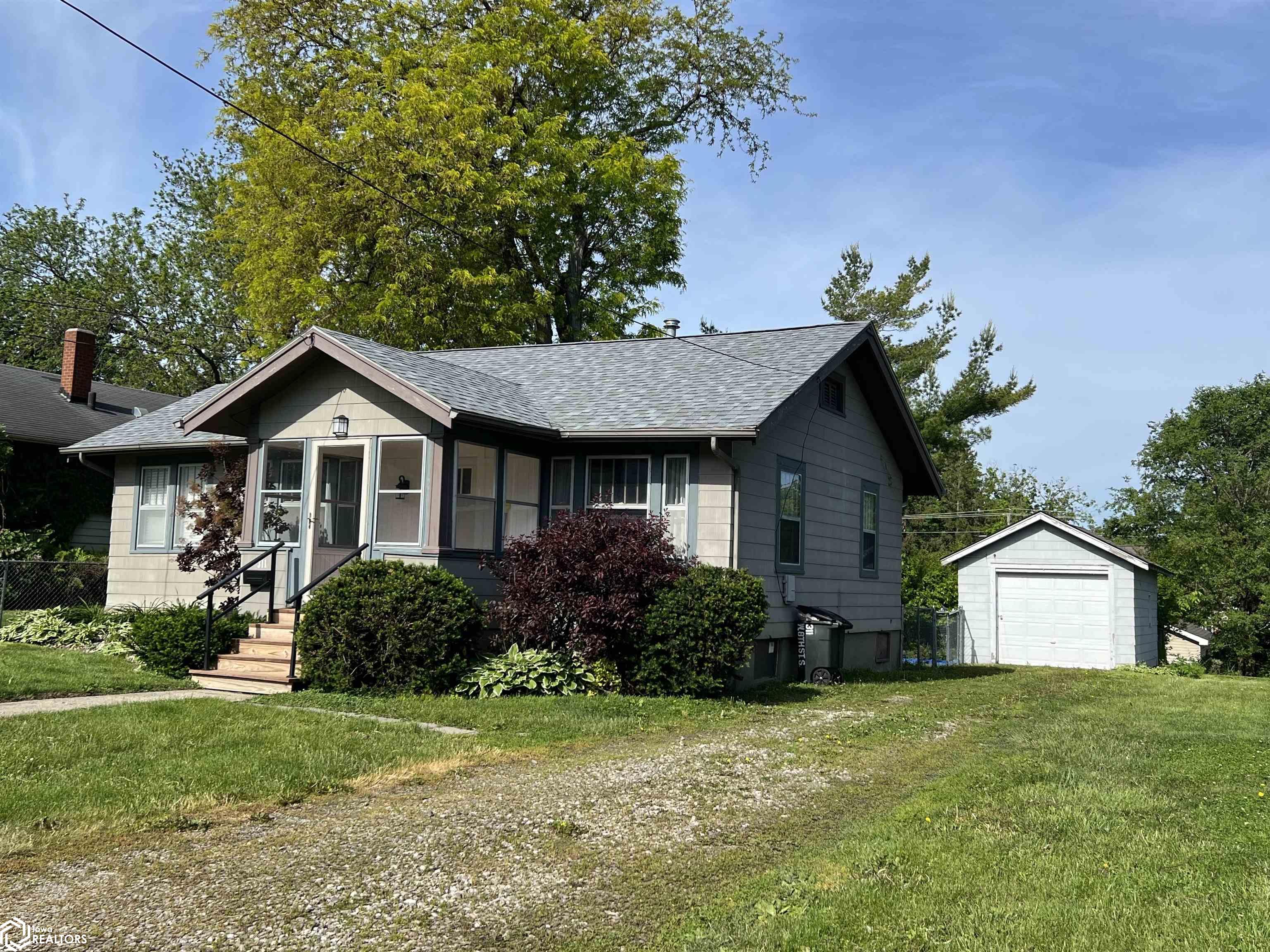 311 W 8th Street, Newton, Iowa image 20