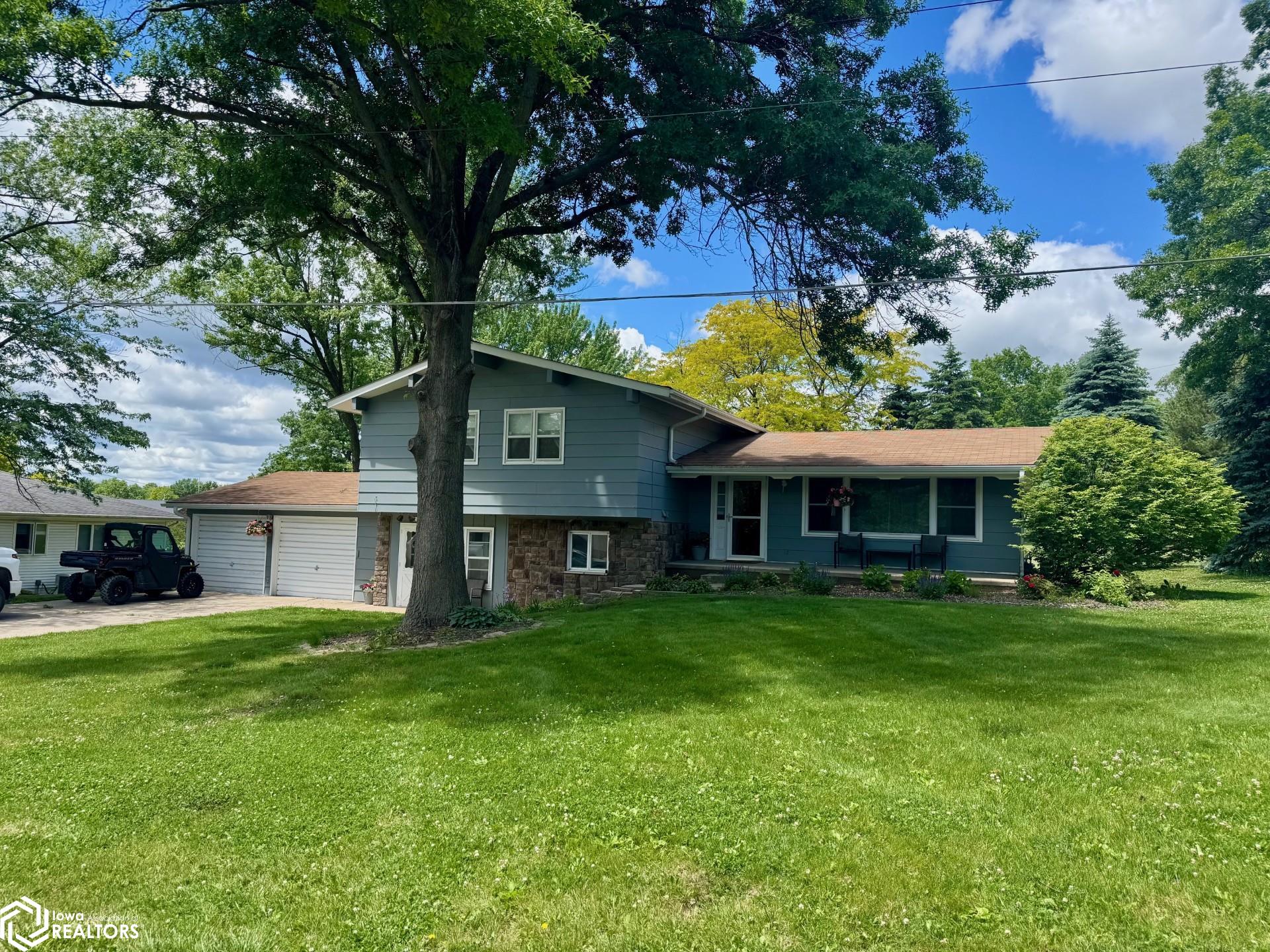 203 Southview Drive, Bloomfield, Iowa image 1