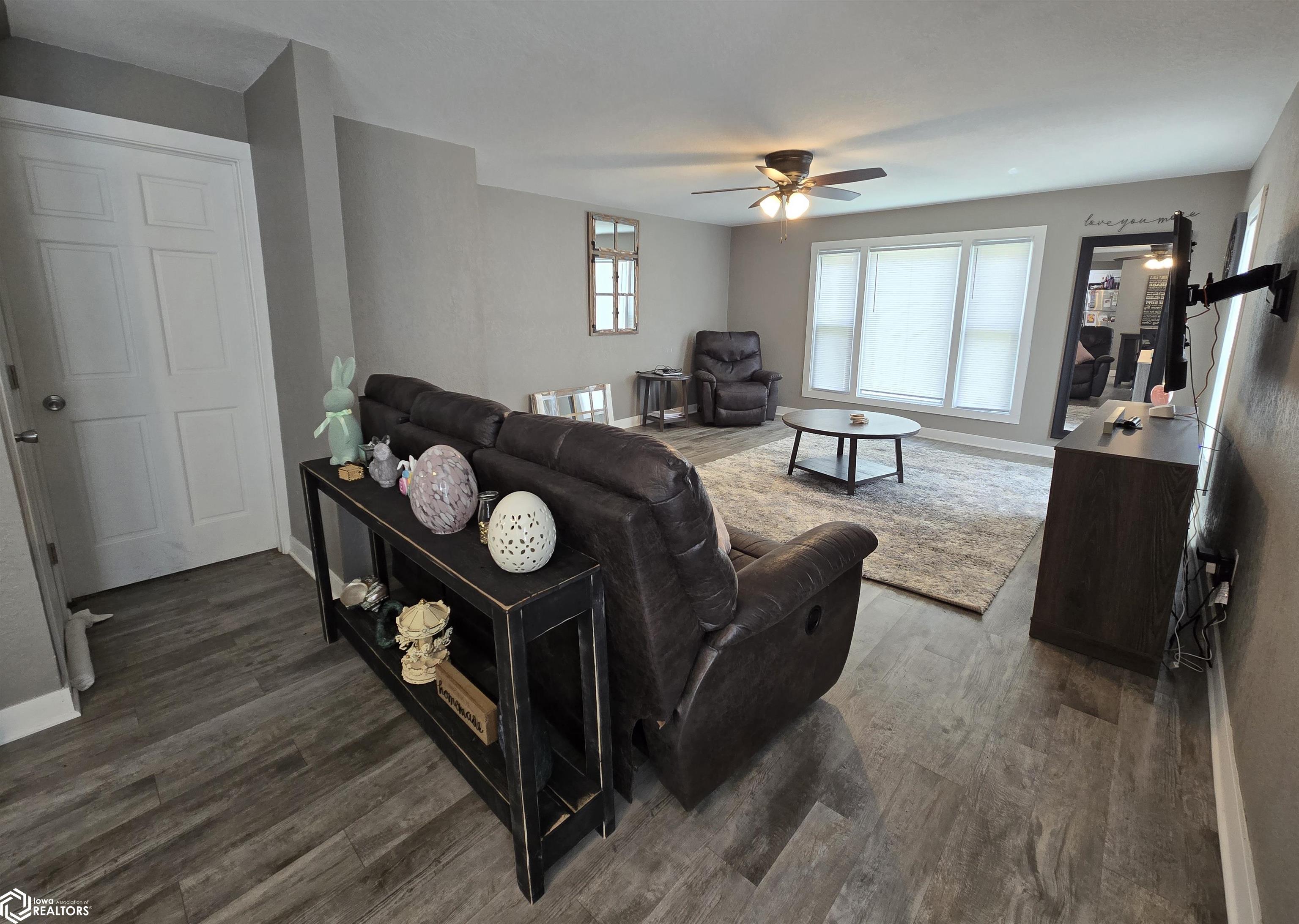 1103 Water Street, Webster City, Iowa image 4