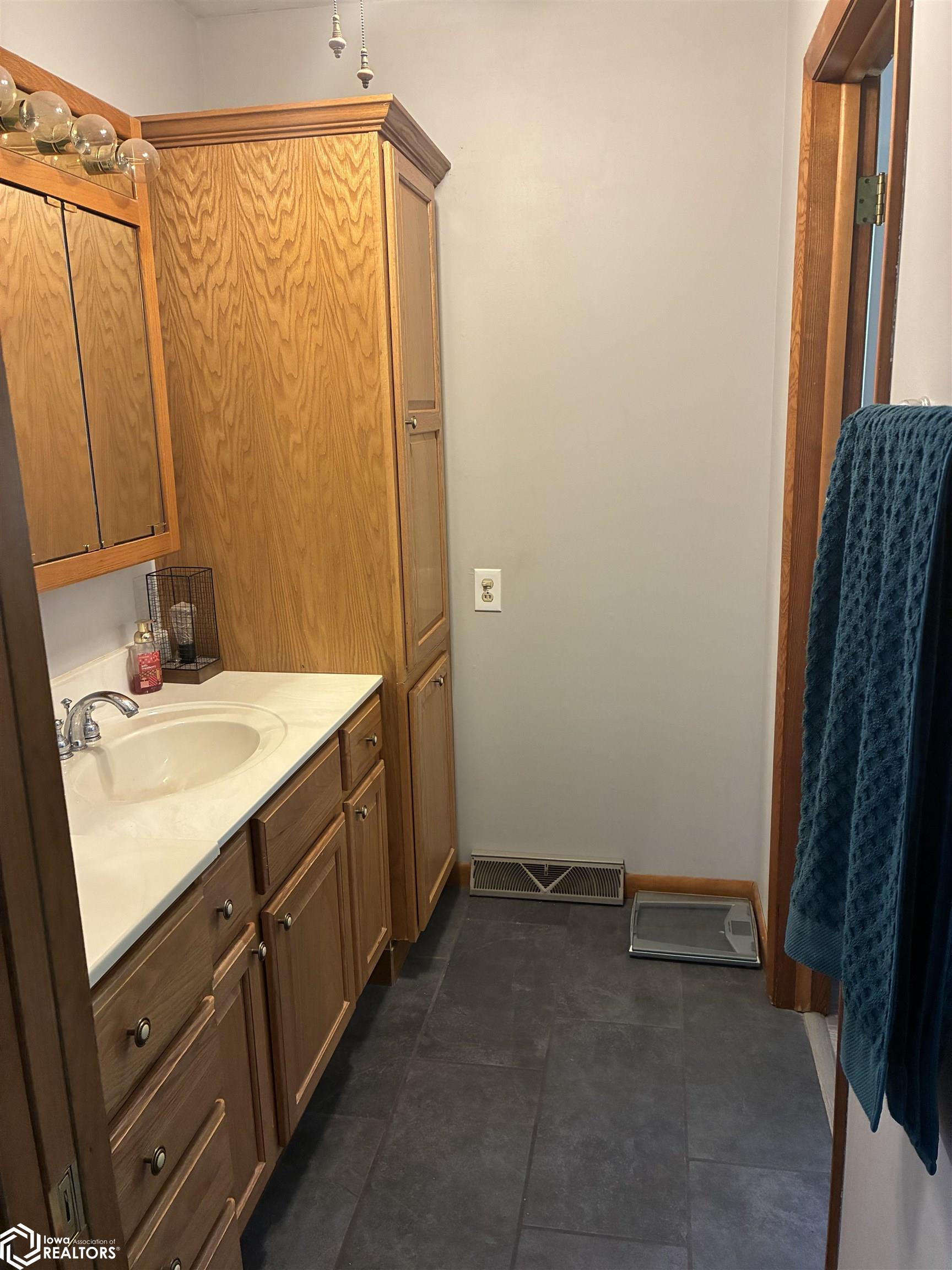 2121 Logan Ct., Keokuk, Iowa image 20
