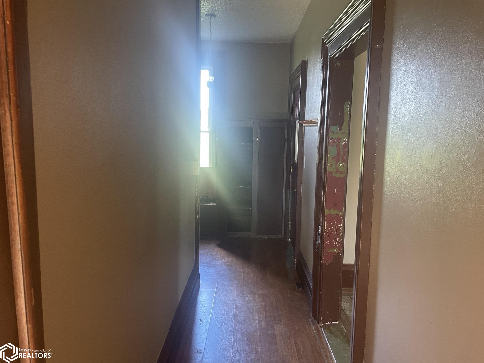 2902 Water Street, Columbus City, Iowa image 6
