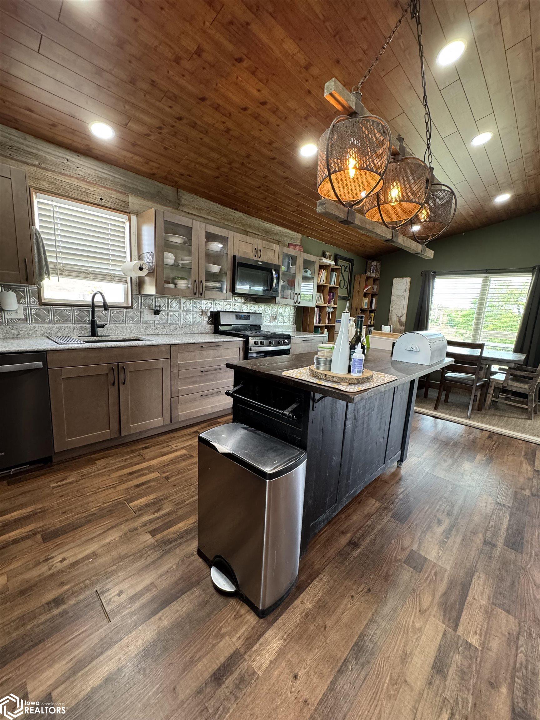 30802 Hickory Hill Road, Unionville, Iowa image 5