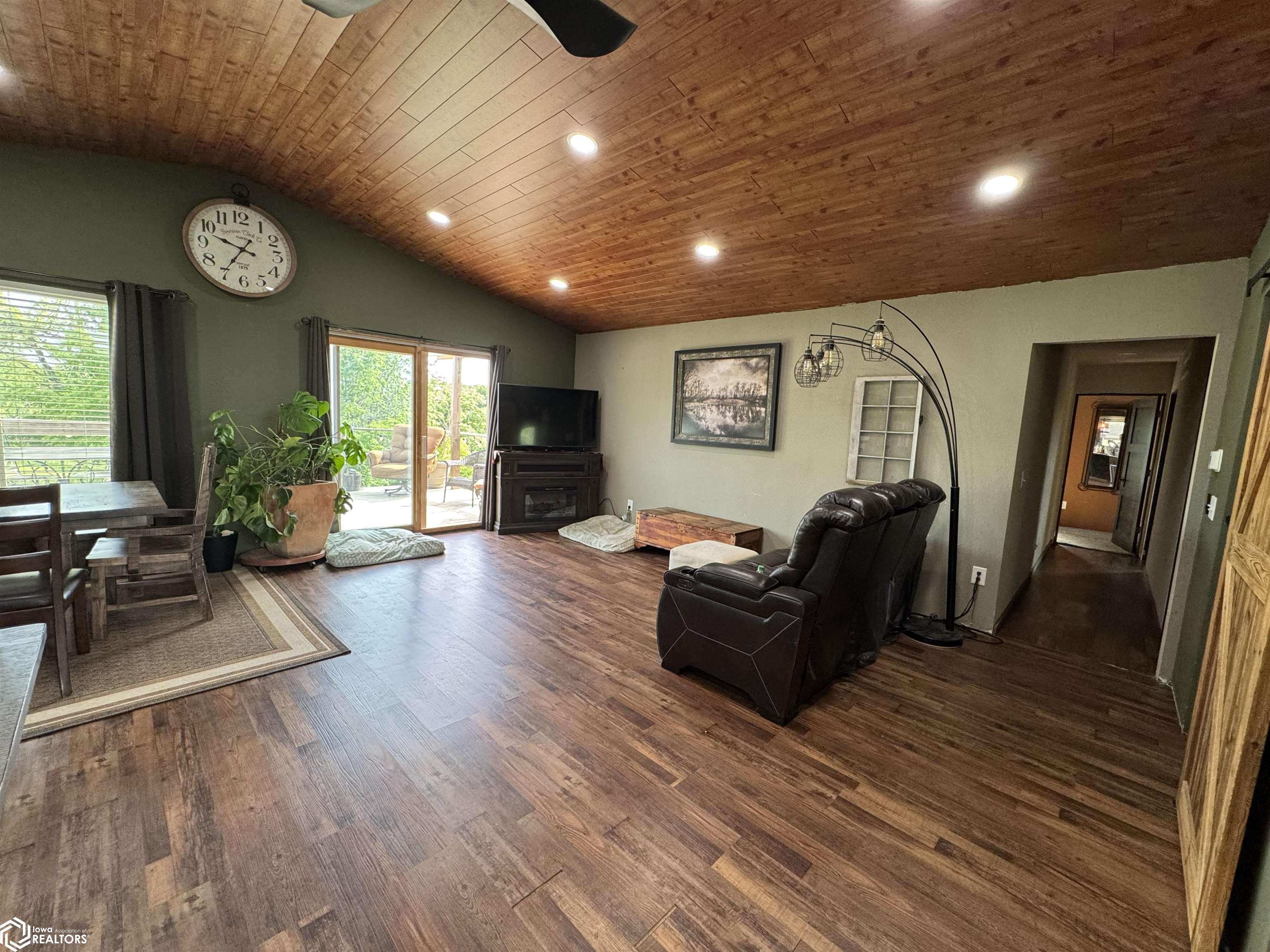 30802 Hickory Hill Road, Unionville, Iowa image 10