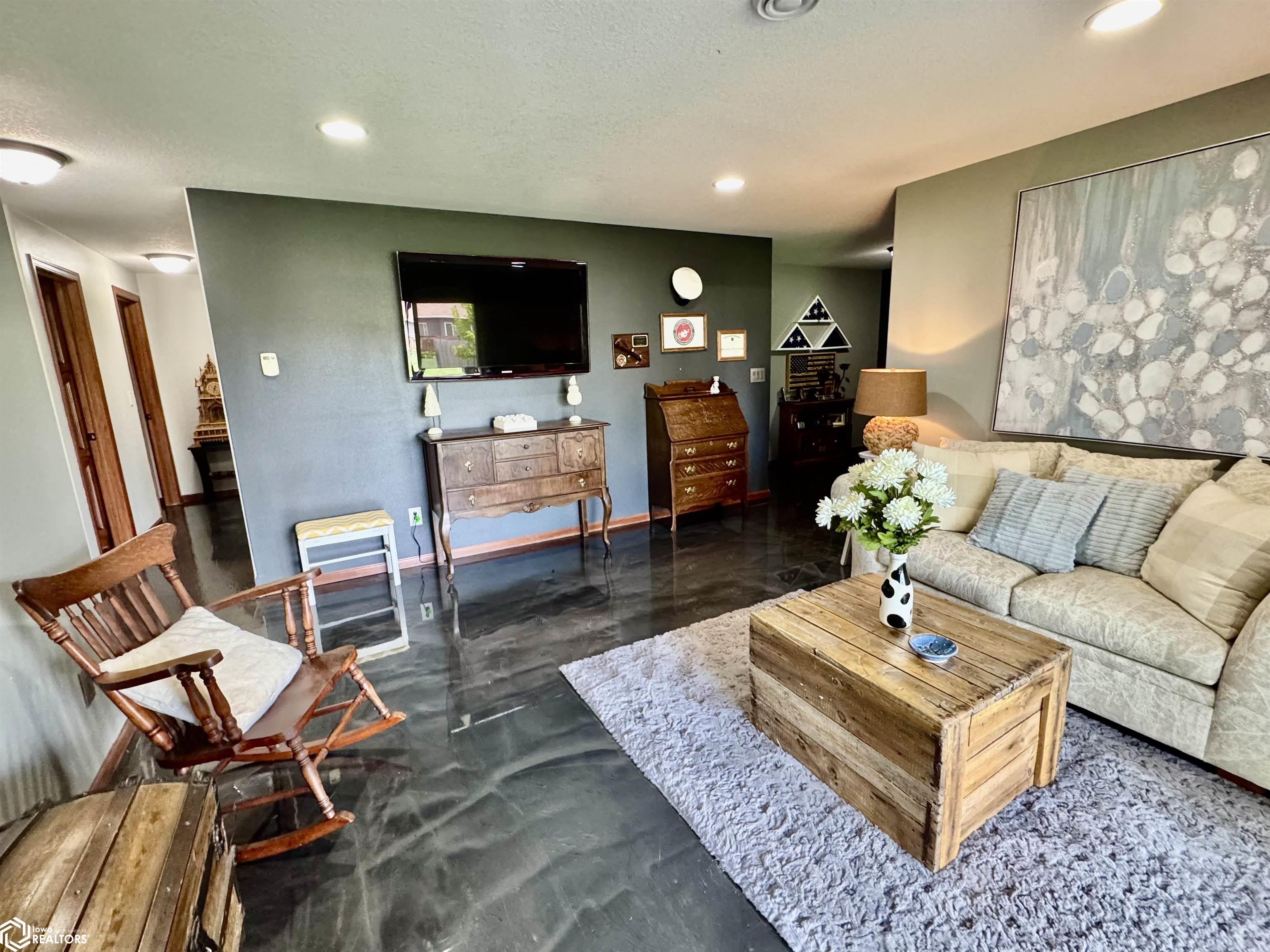 1008 Pine Brooke Ct, Clear Lake, Iowa image 38