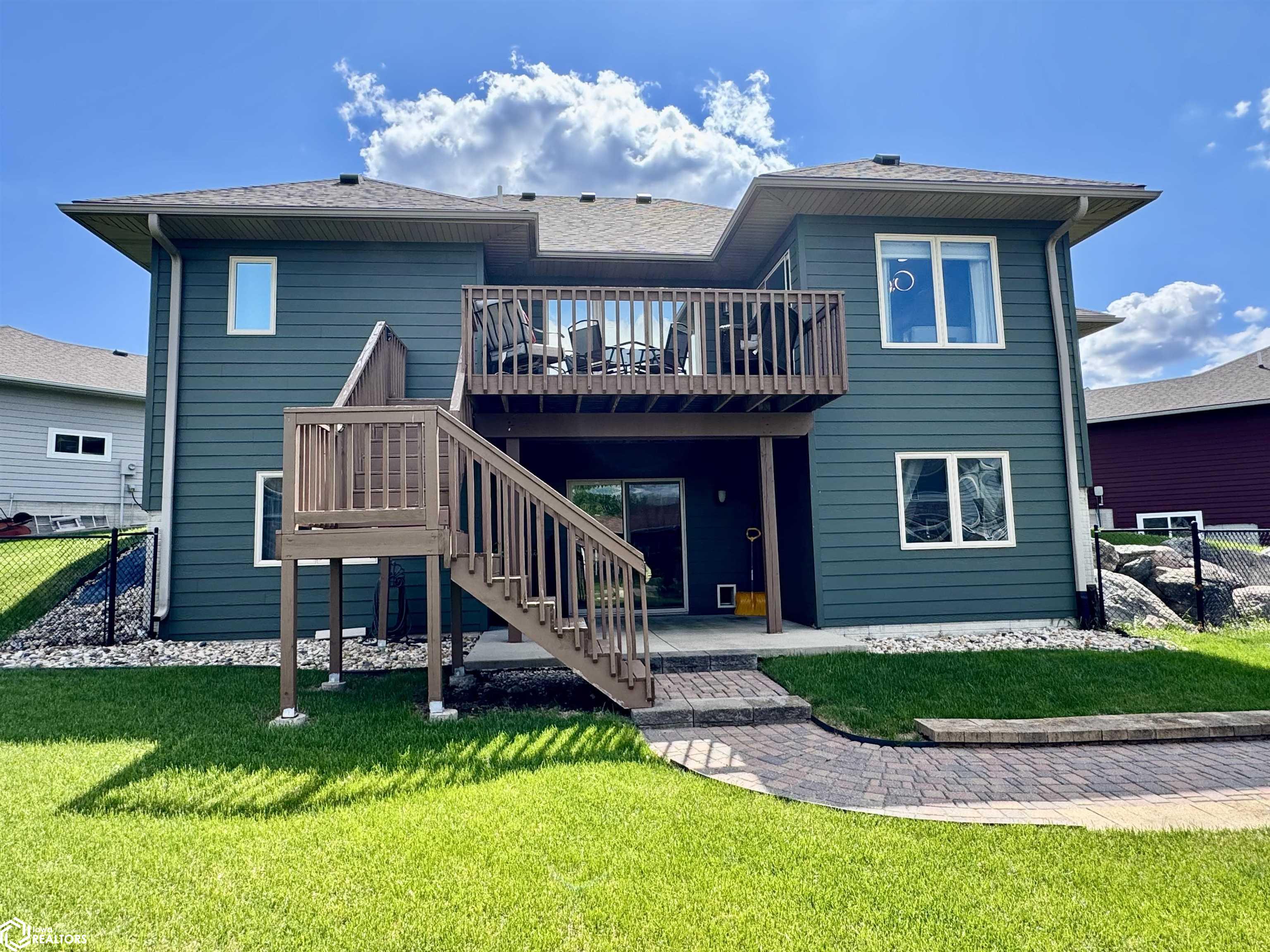 1008 Pine Brooke Ct, Clear Lake, Iowa image 5