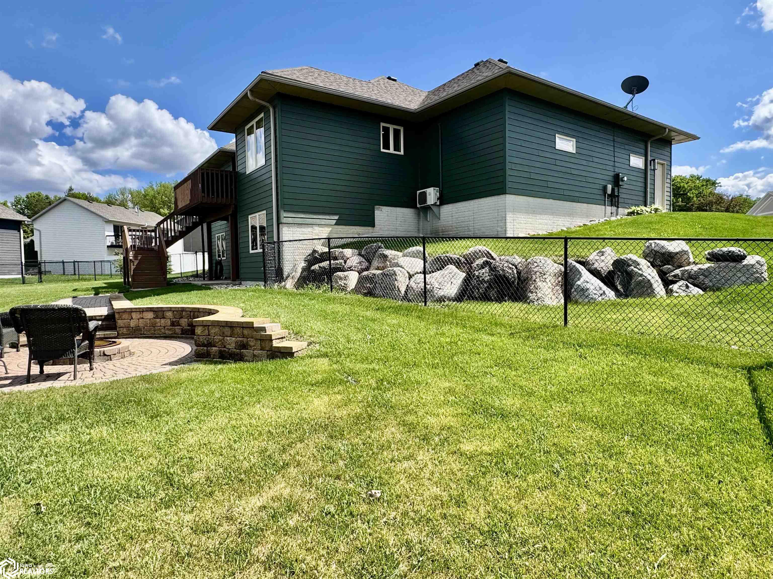 1008 Pine Brooke Ct, Clear Lake, Iowa image 7