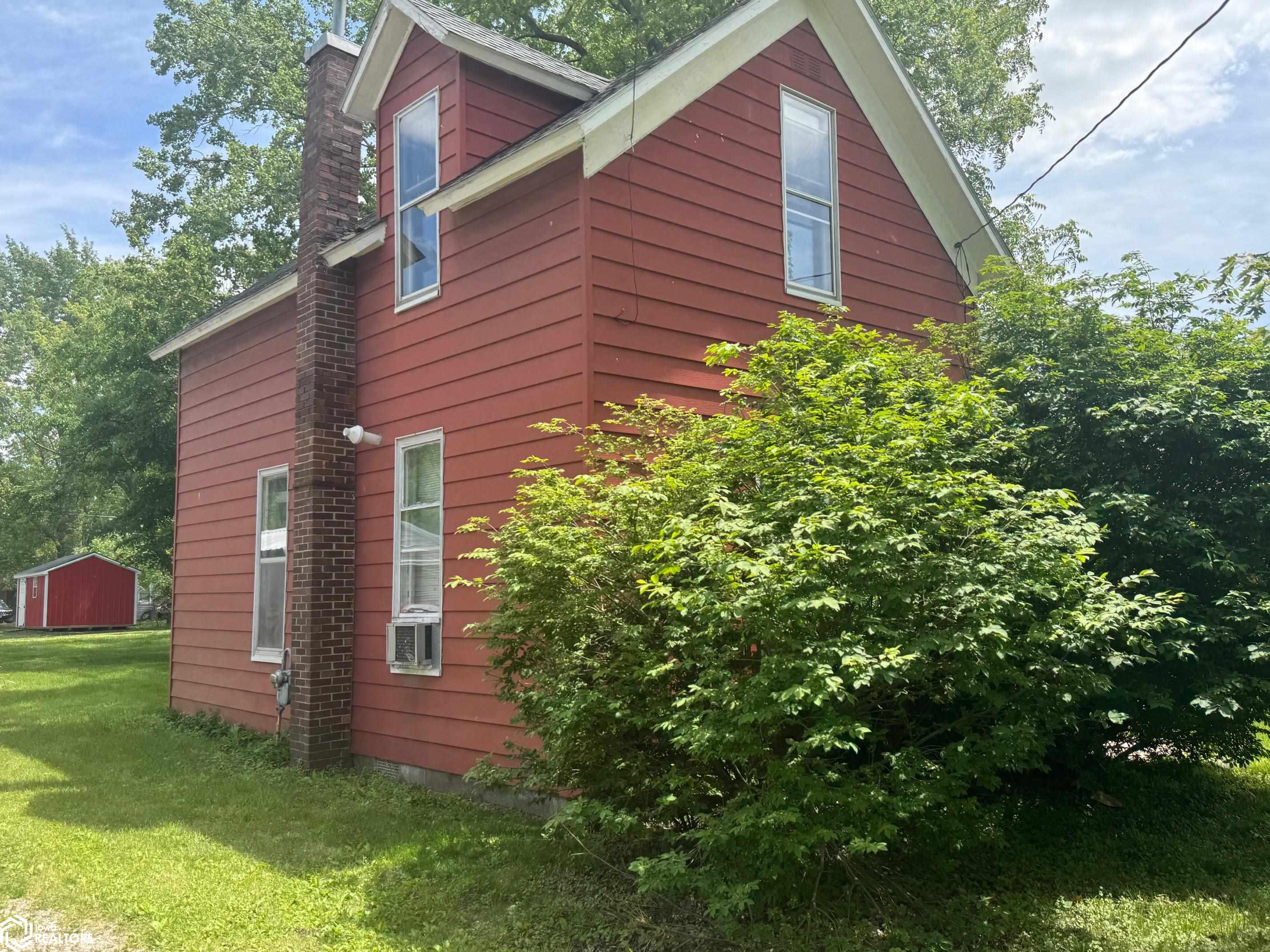 705 S 5th, Fairfield, Iowa image 2