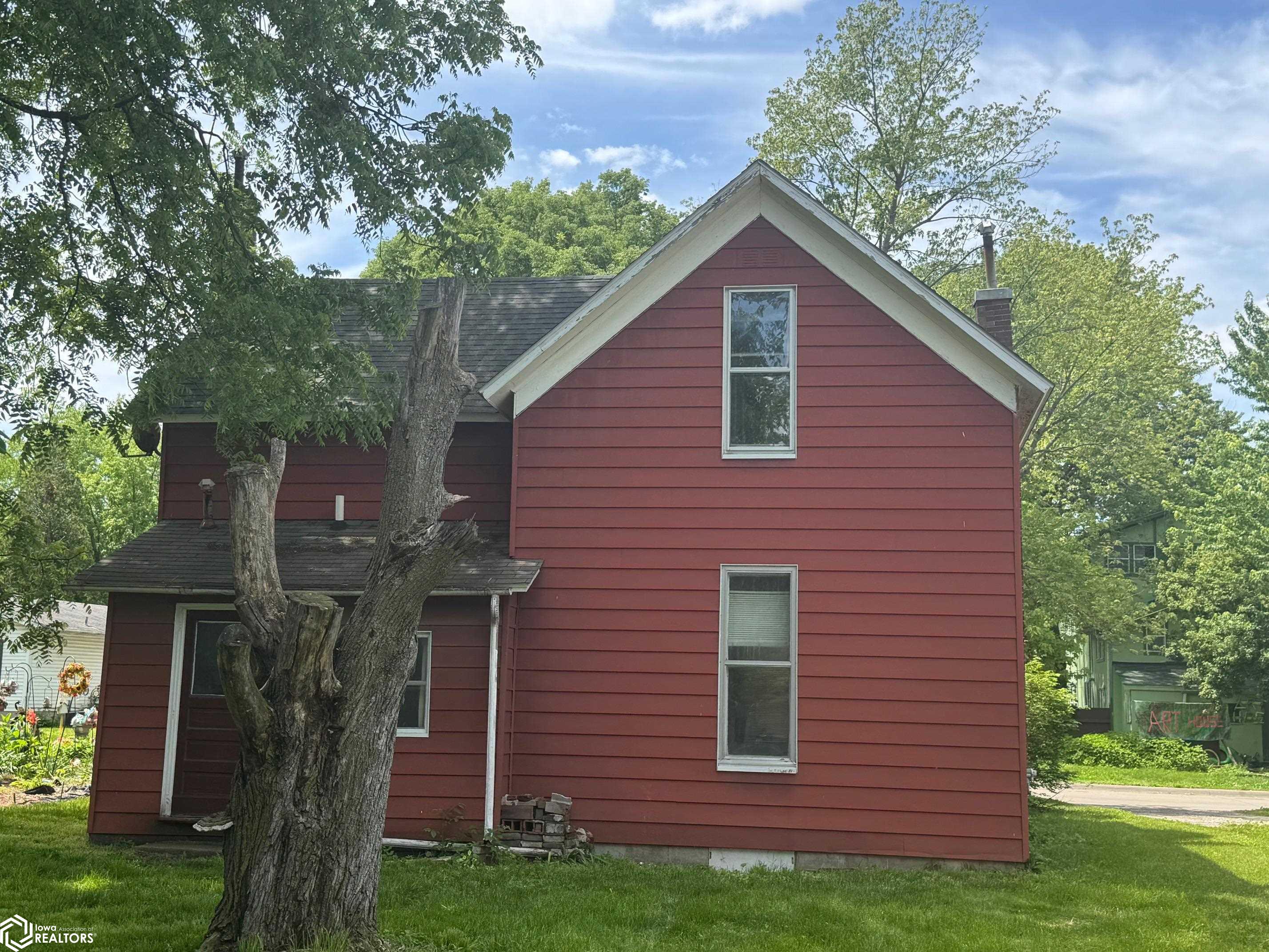 705 S 5th, Fairfield, Iowa image 3