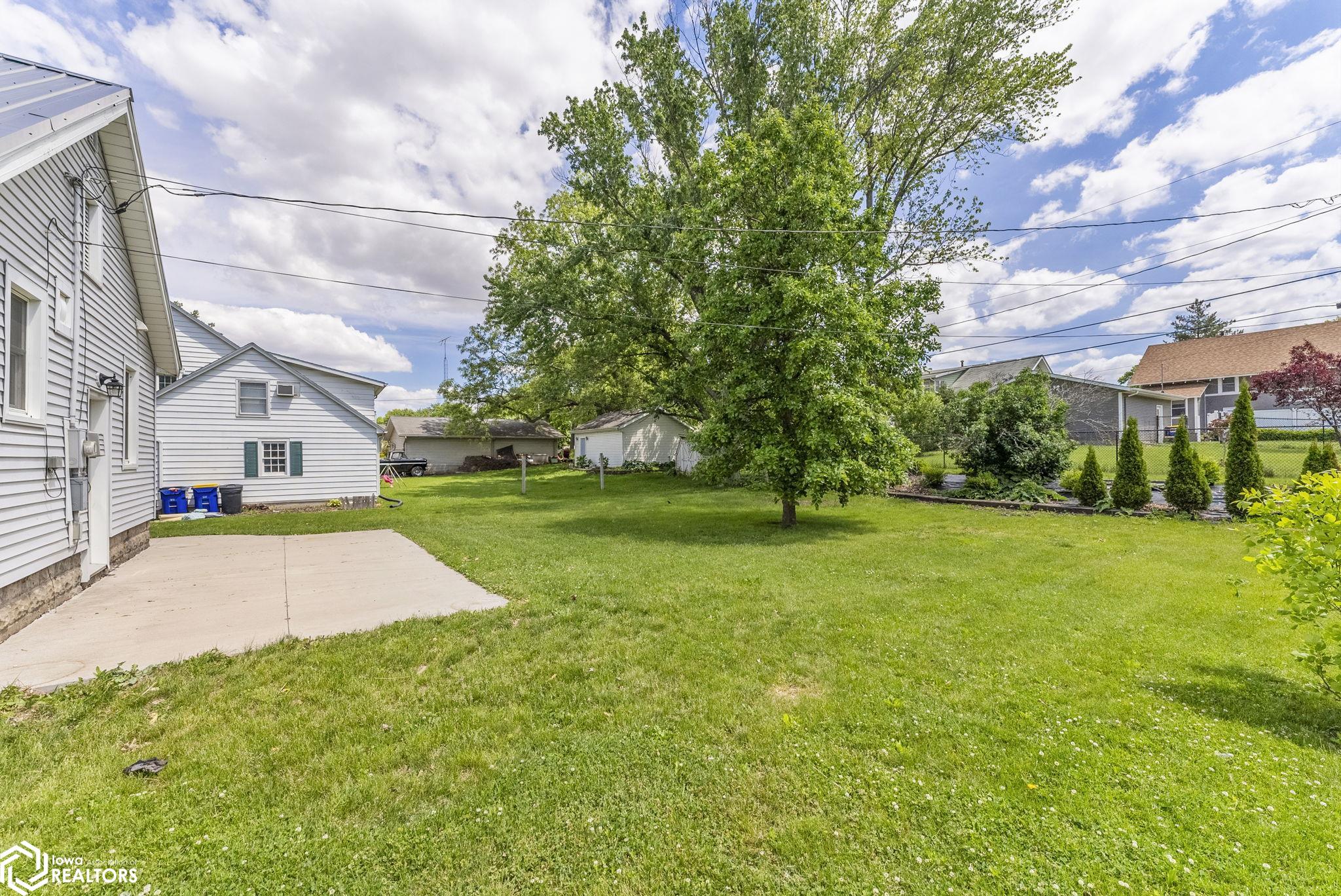 820 S Marion Avenue, Washington, Iowa image 3