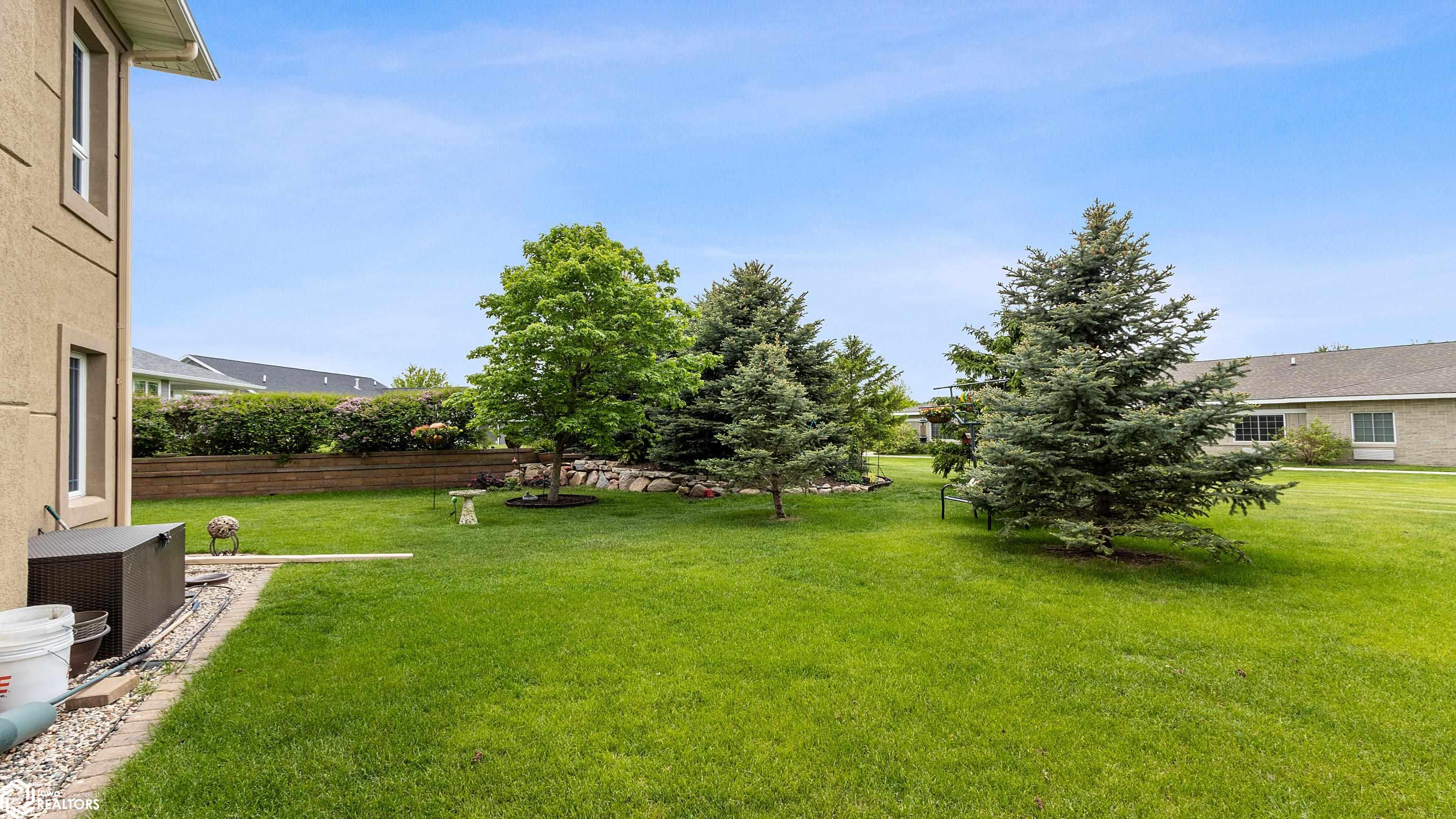 510 Lexington Drive, Clear Lake, Iowa image 4